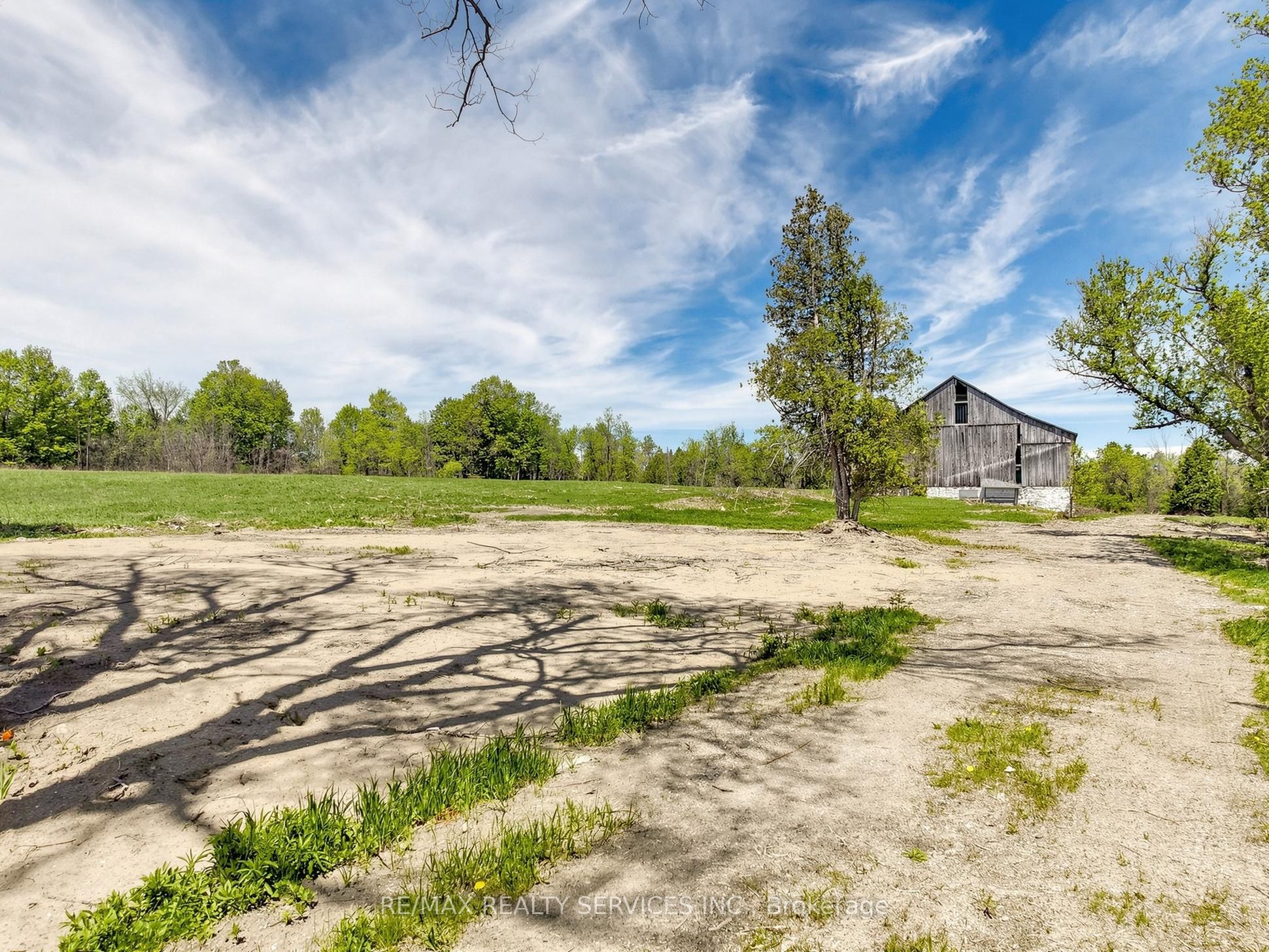 10054 Highway 9 Property Photo 4