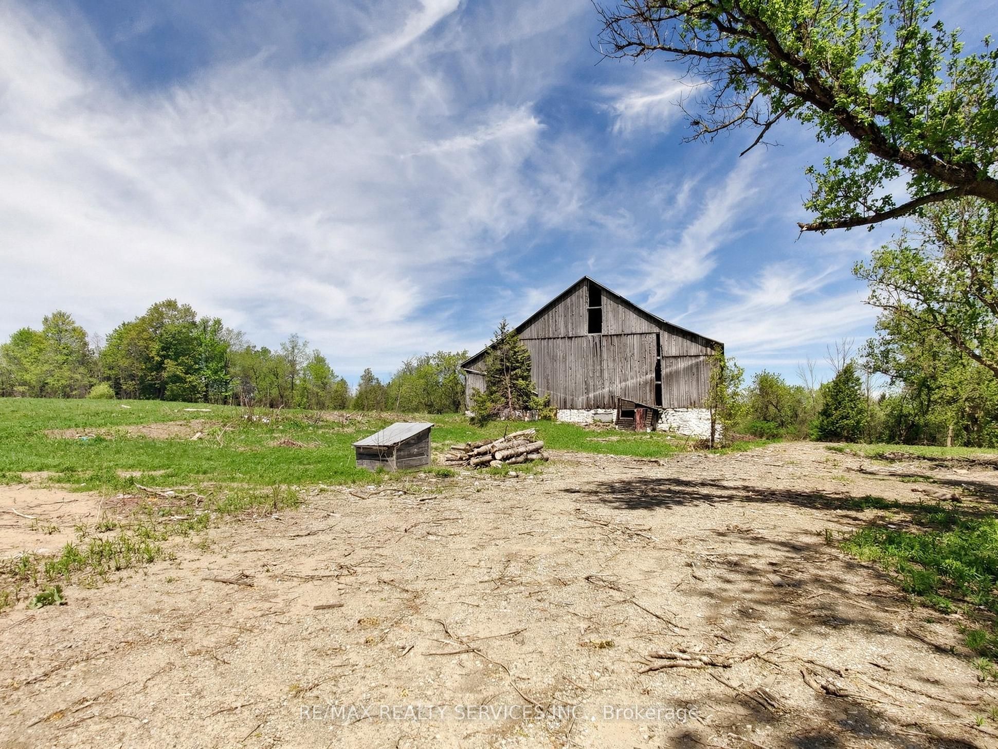 10054 Highway 9 Property Photo 5
