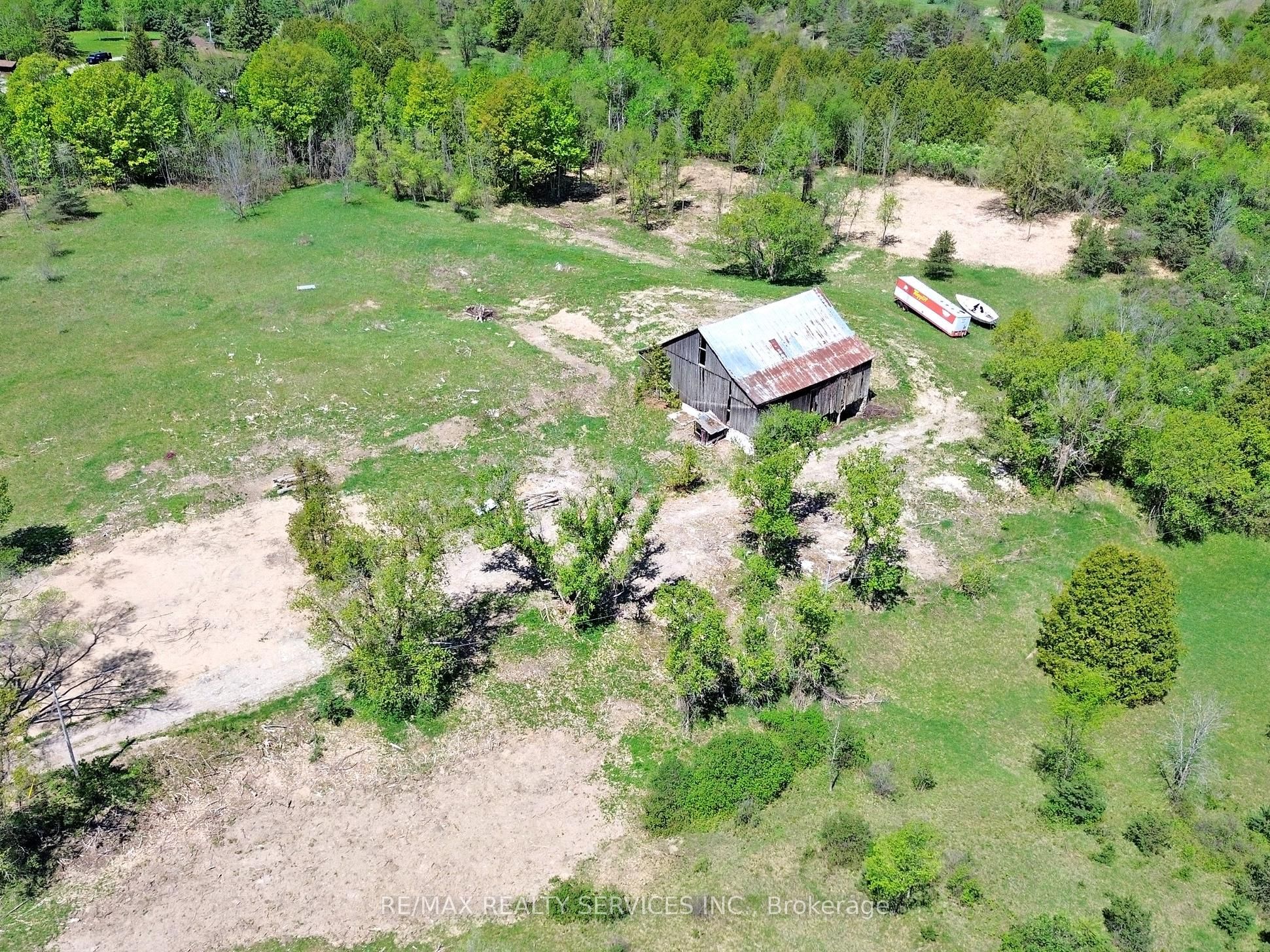 10054 Highway 9 Property Photo 15