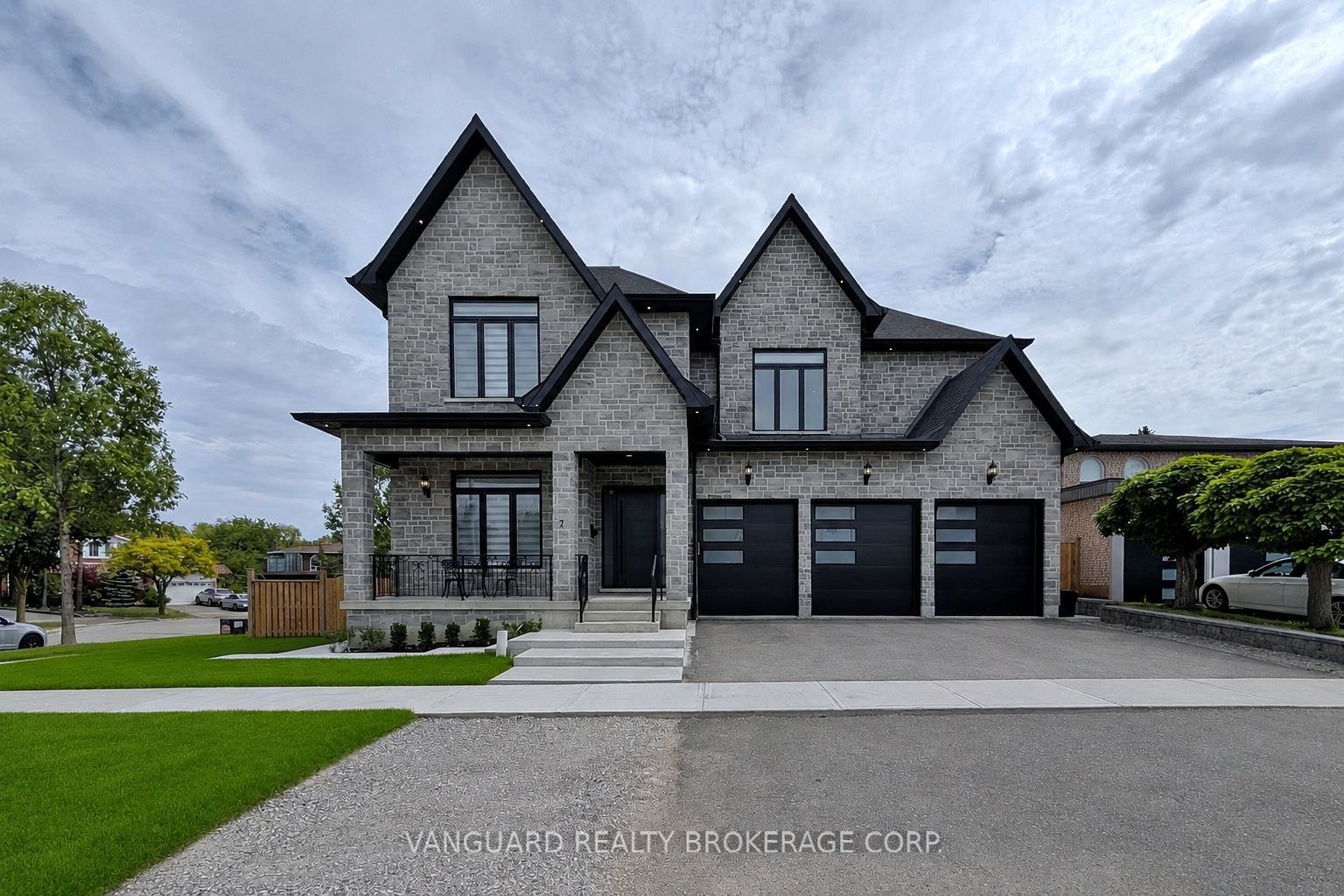7 Houston Road Property Photo 1