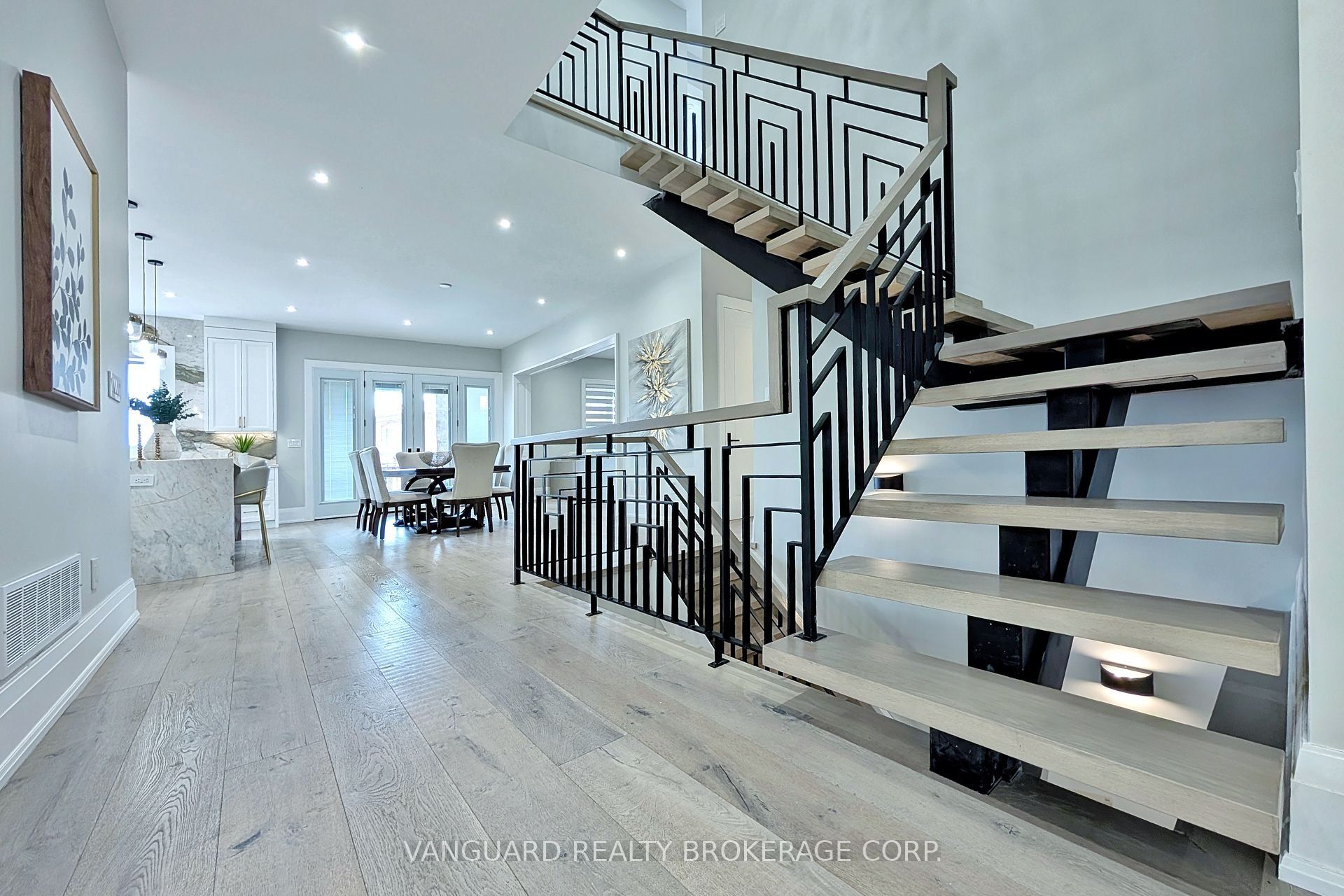 7 Houston Road Property Photo 10