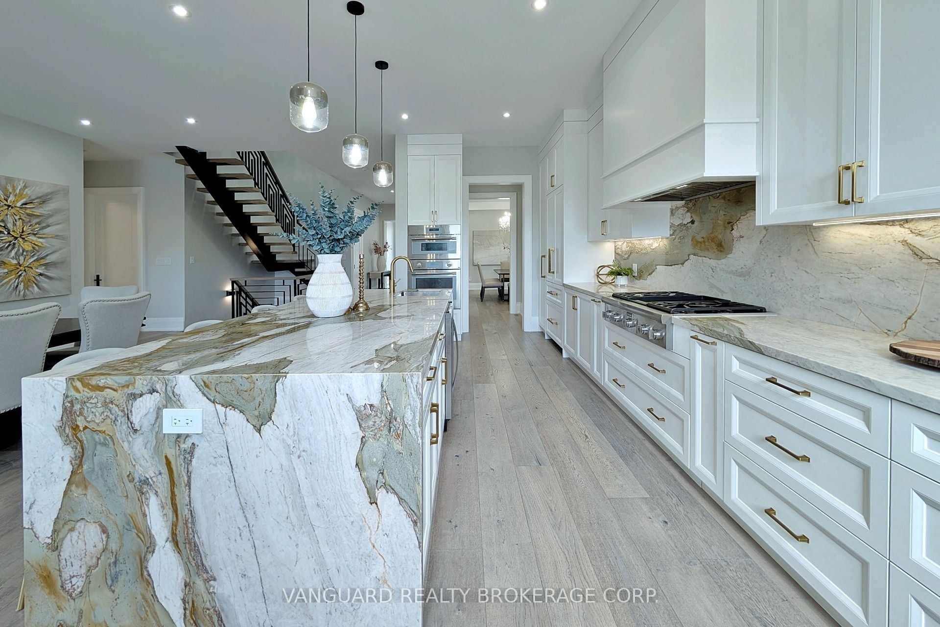 7 Houston Road Property Photo 13