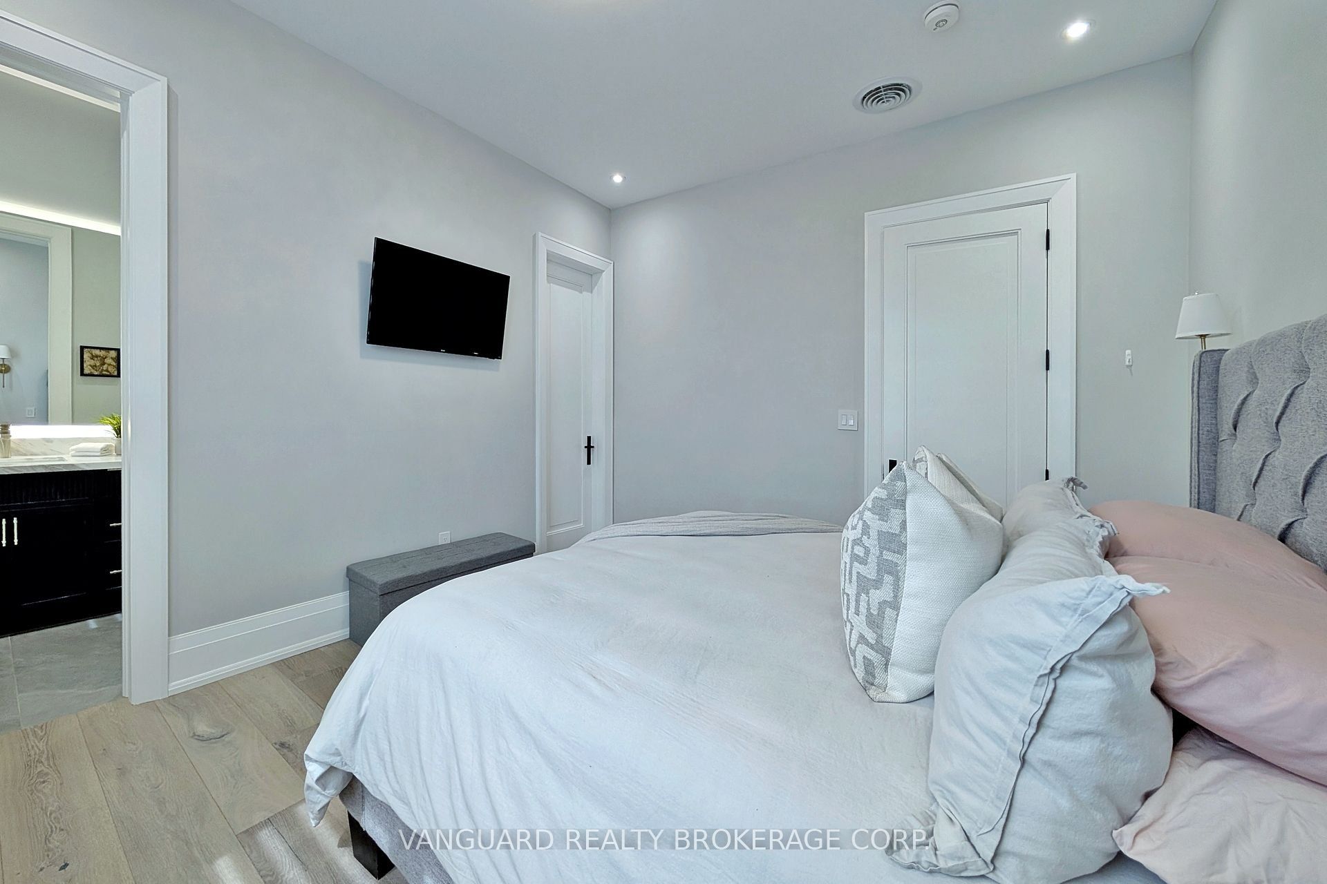 7 Houston Road Property Photo 38