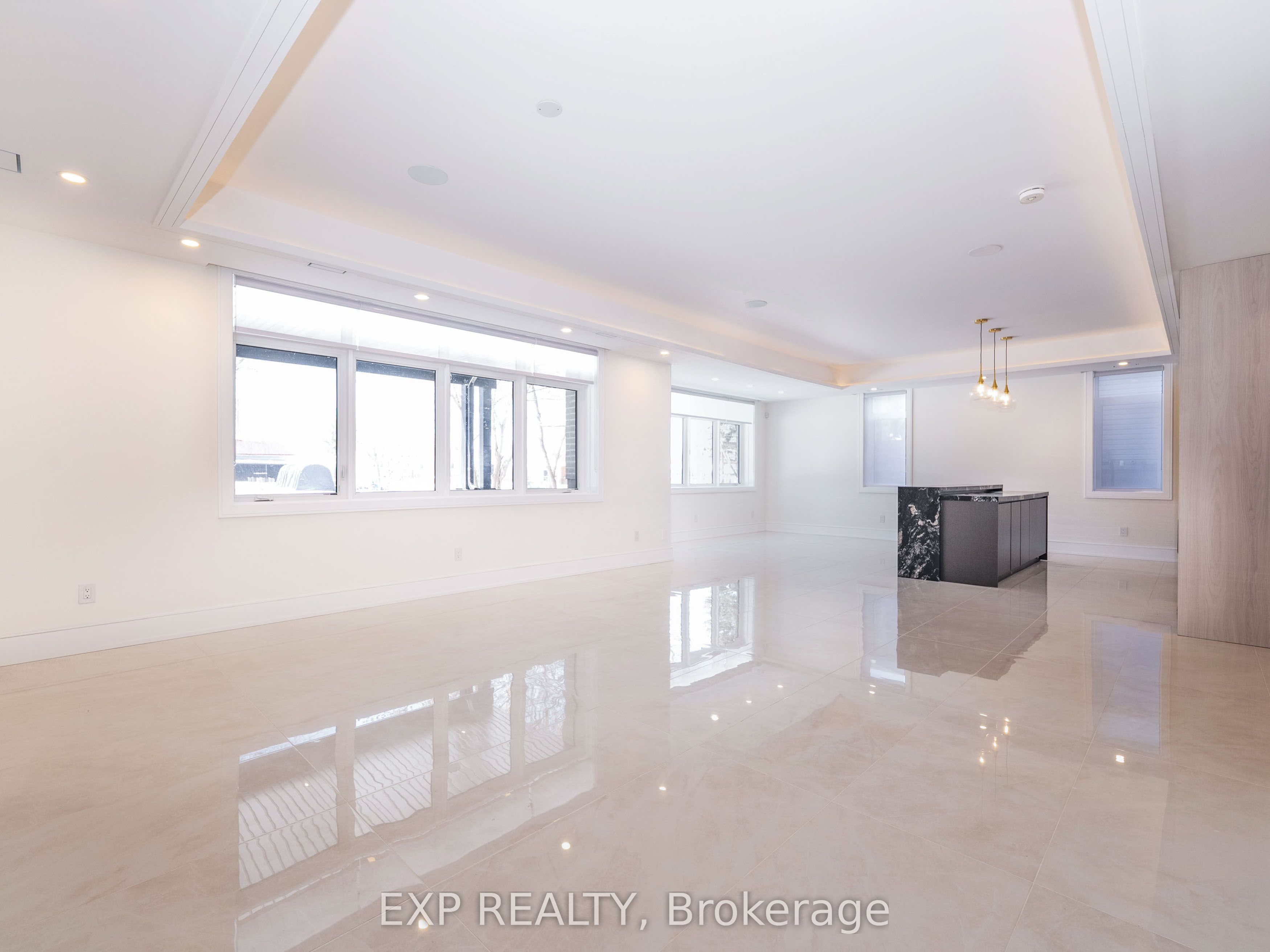 12 Canal Street Property Photo 34