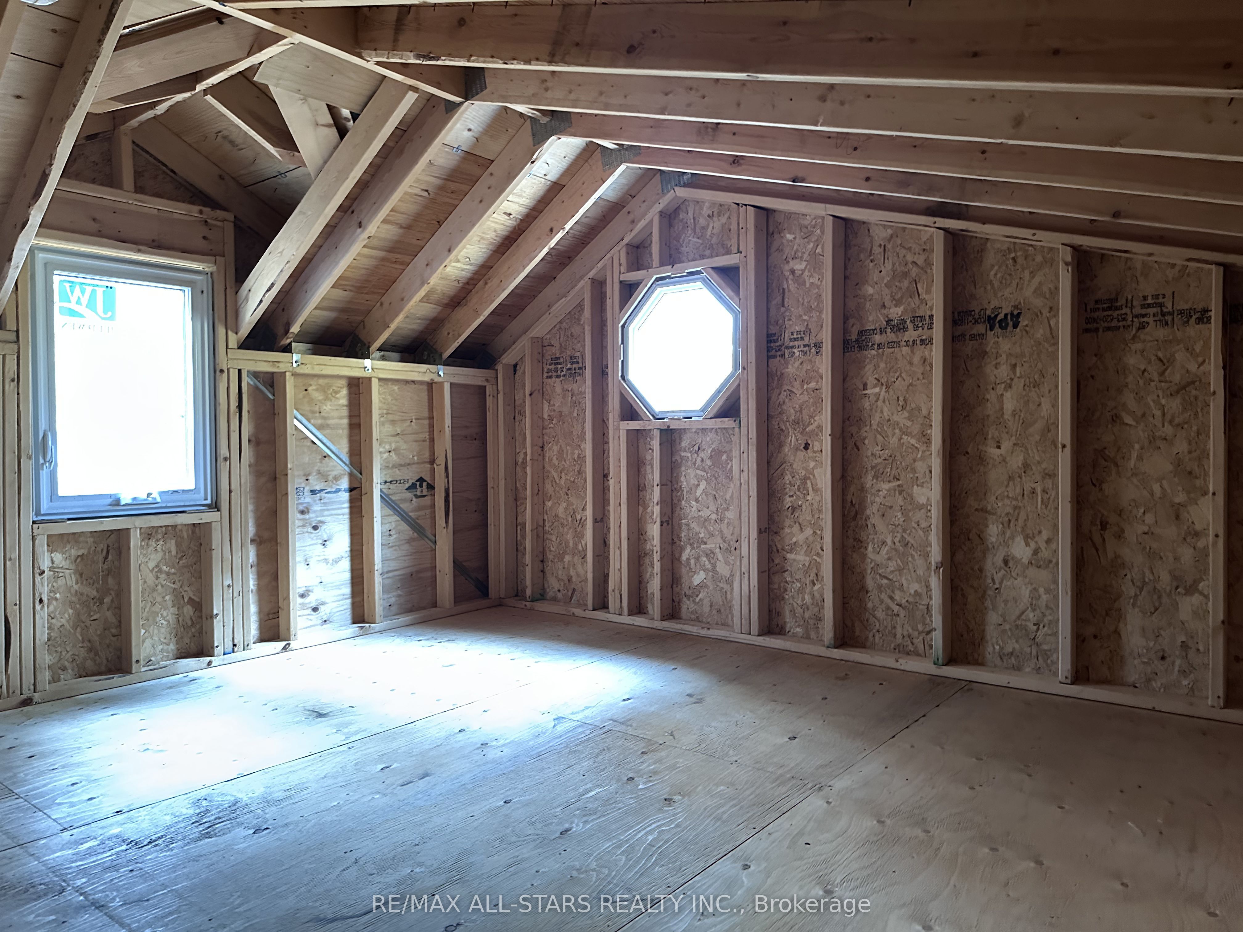 26 Cranborne Chase Property Photo 17