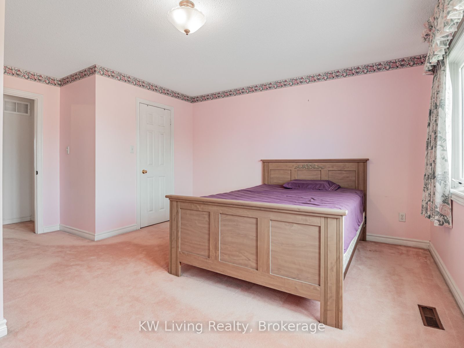 253 Milliken Meadows Drive Property Photo 11