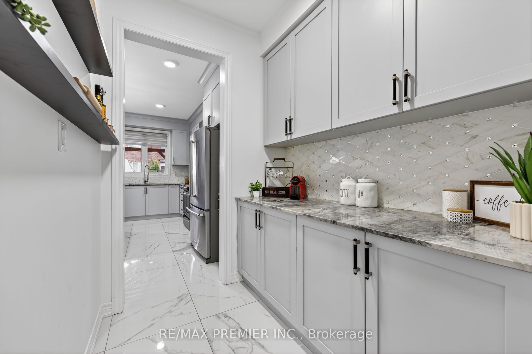 77 Weaver Terrace Property Photo 11