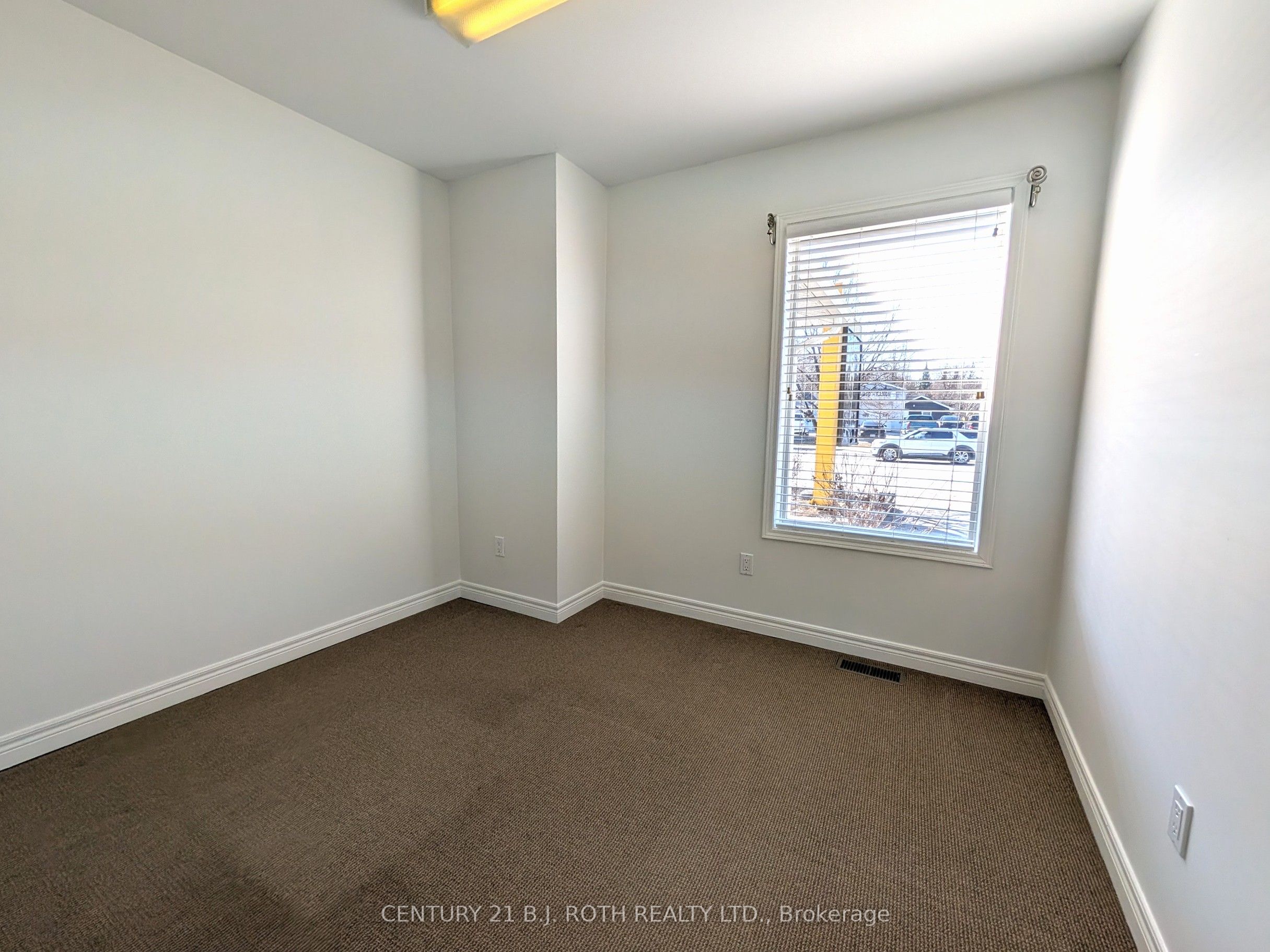 888 Innisfil Beach Road Property Photo 19