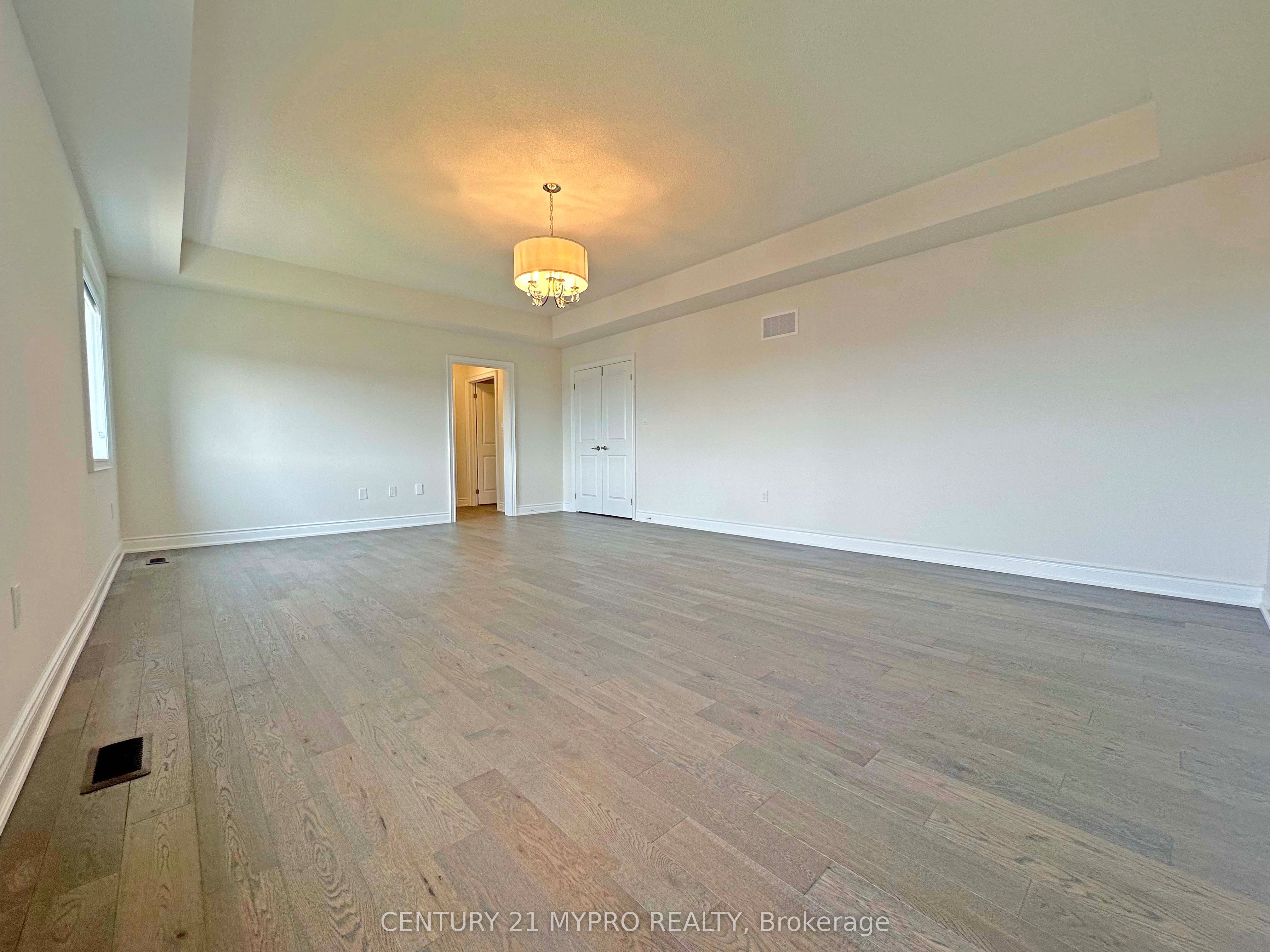 401 Seaview Heights Property Photo 8