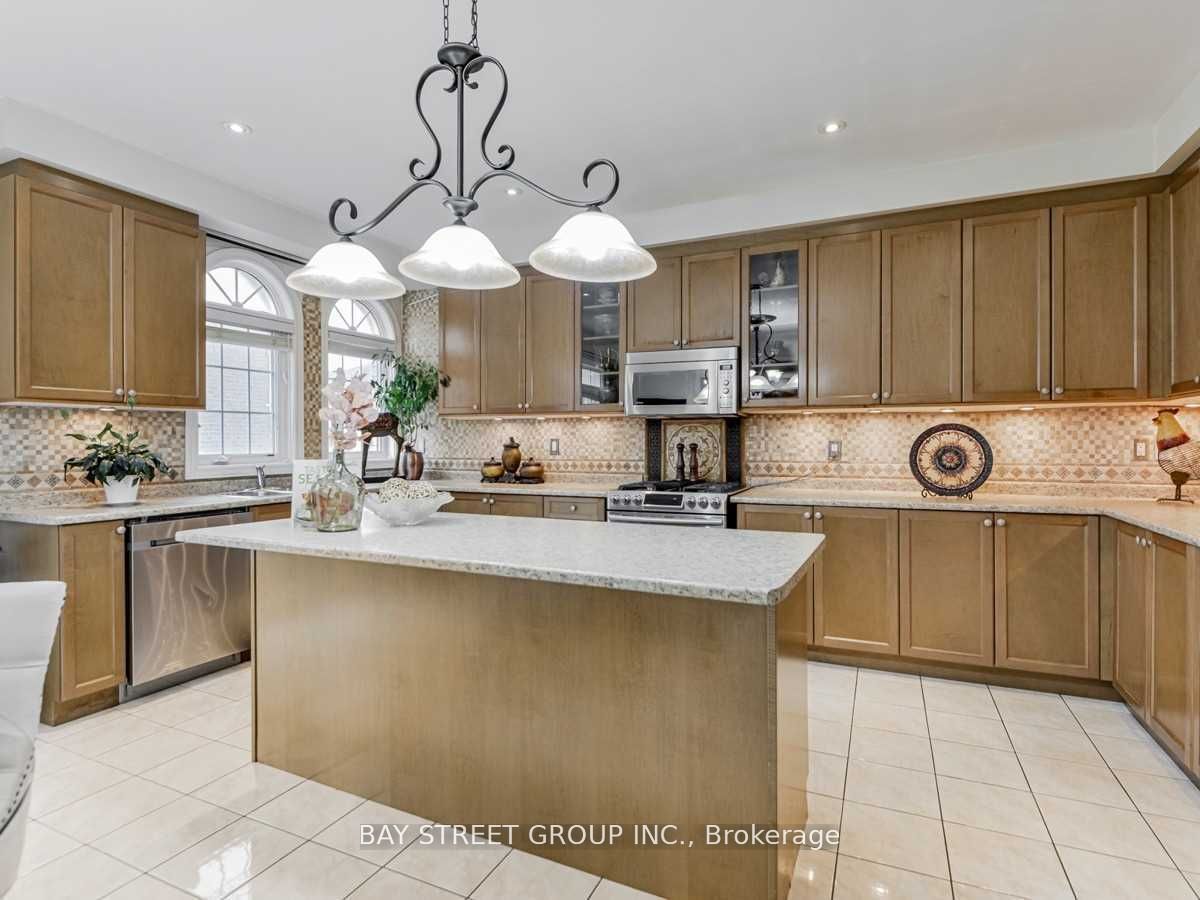 80 Geddington Crescent Property Photo 12
