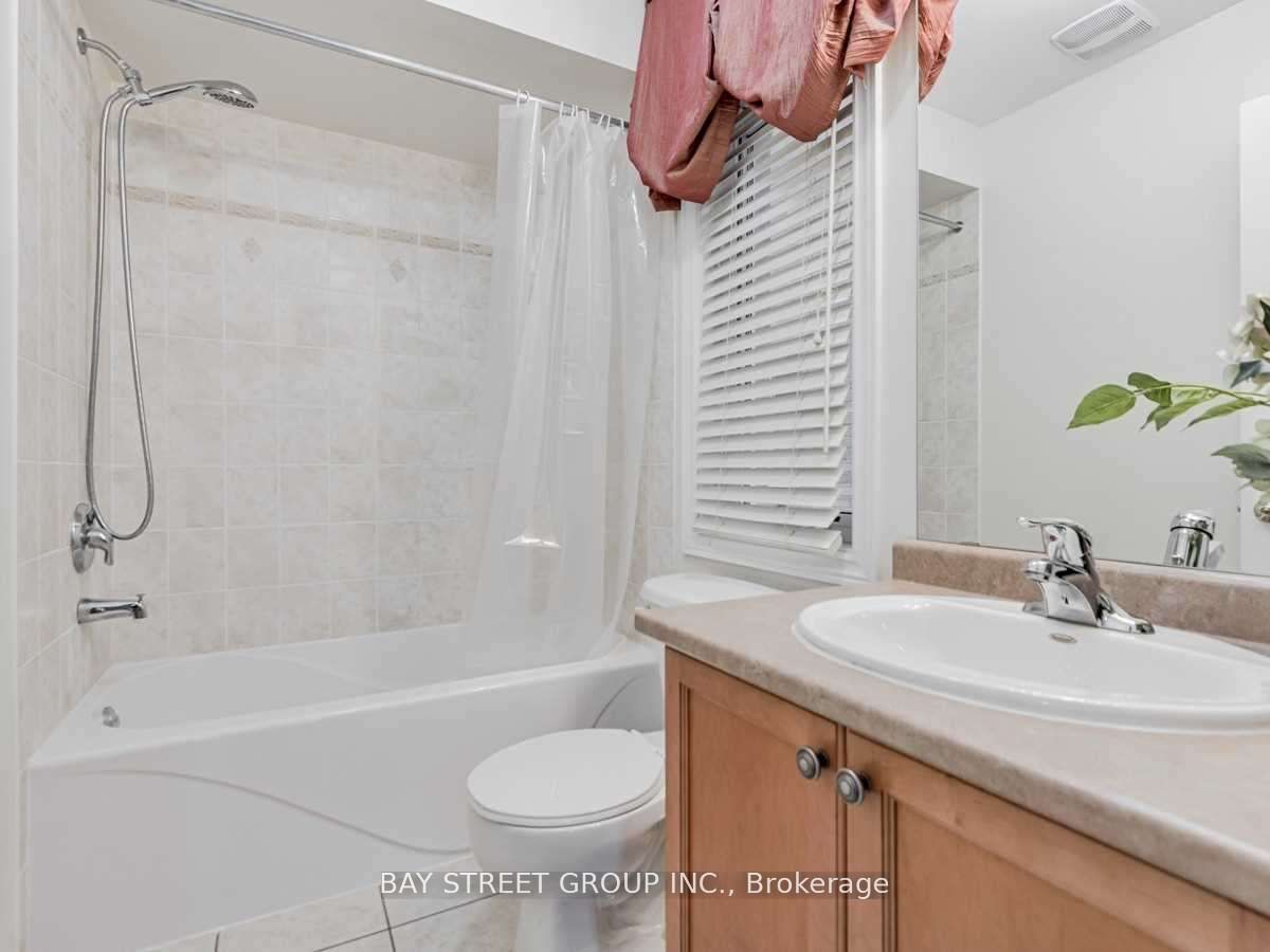 80 Geddington Crescent Property Photo 27