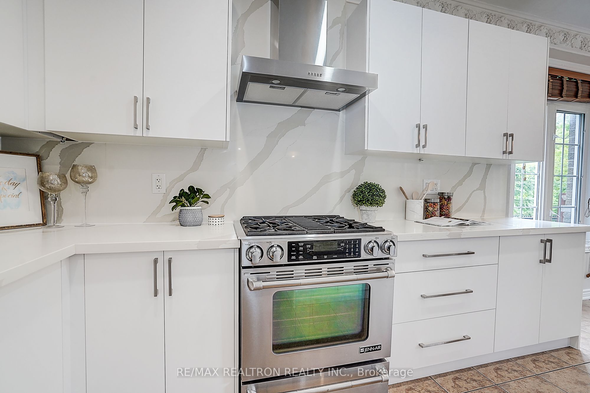 76 Boswell Road Property Photo 15