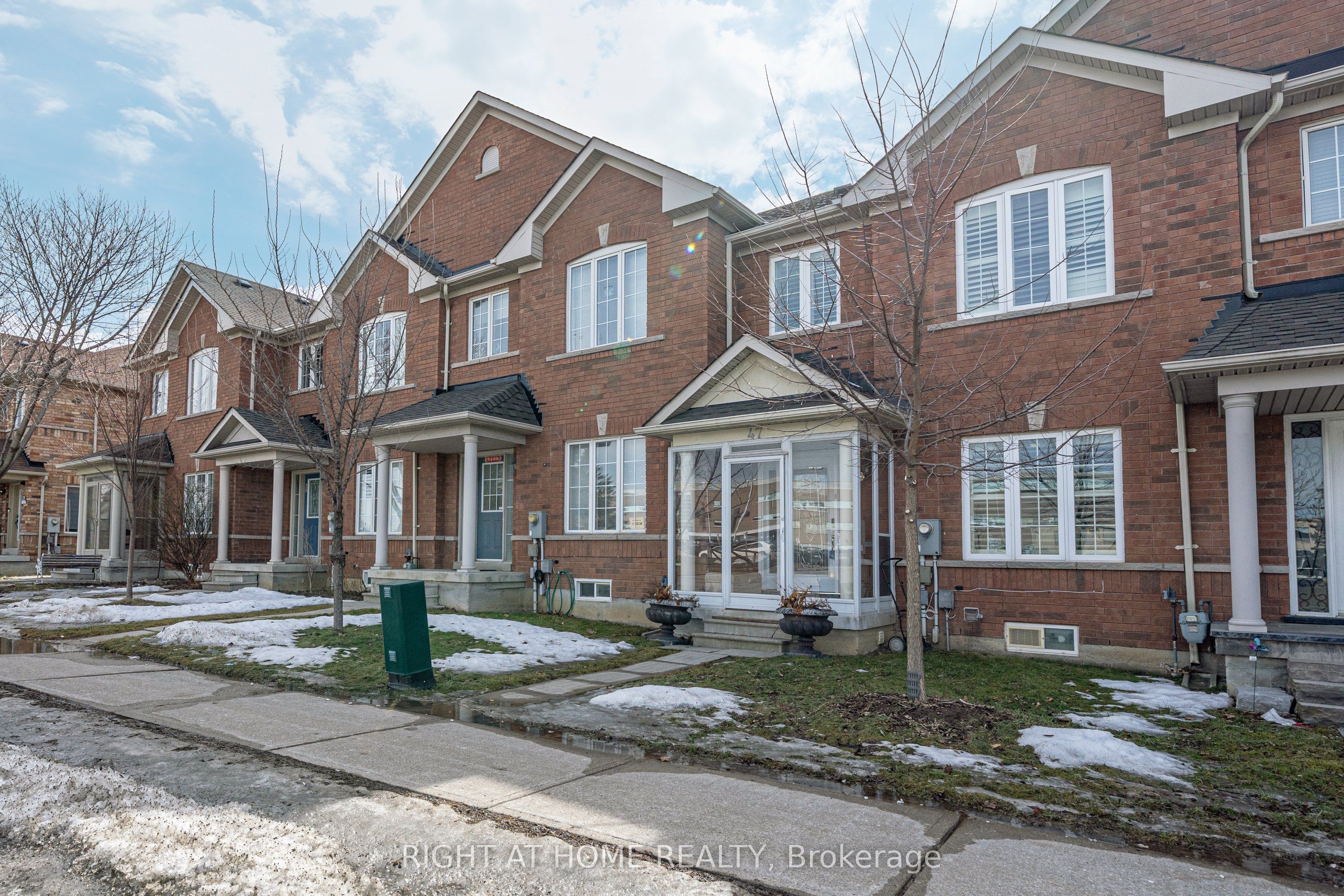 47 Davos Road Property Photo 2