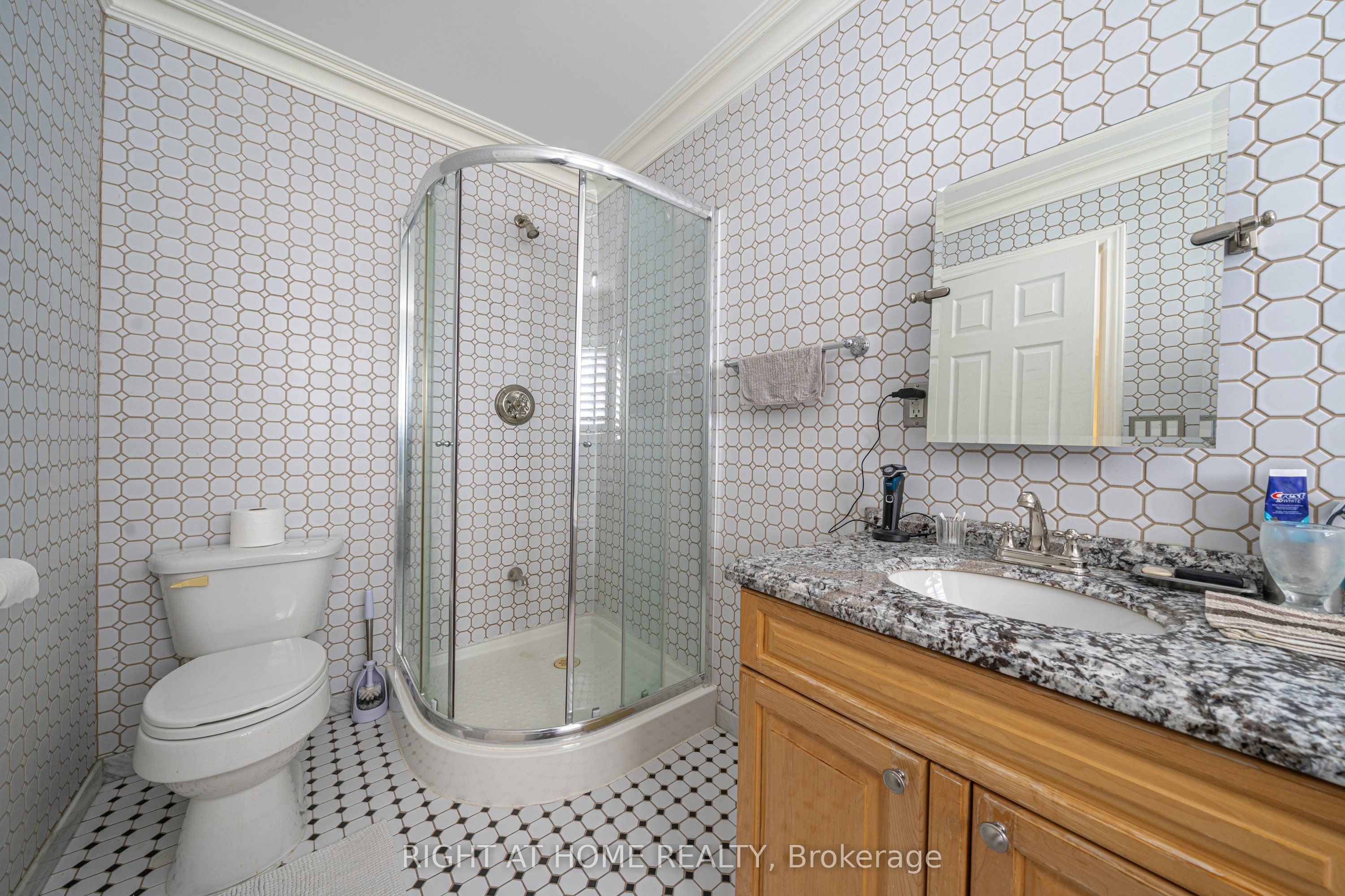 47 Davos Road Property Photo 26