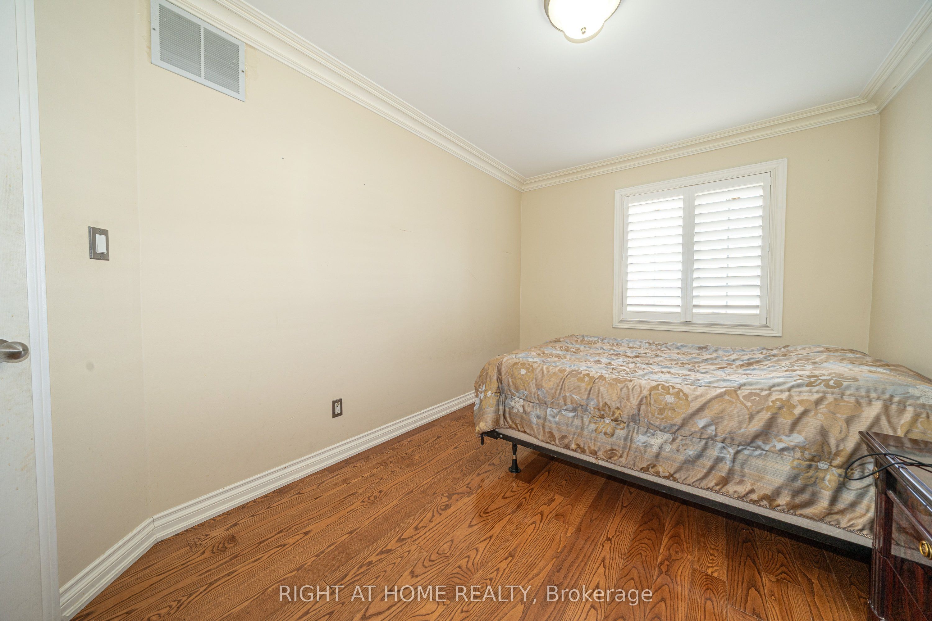47 Davos Road Property Photo 29