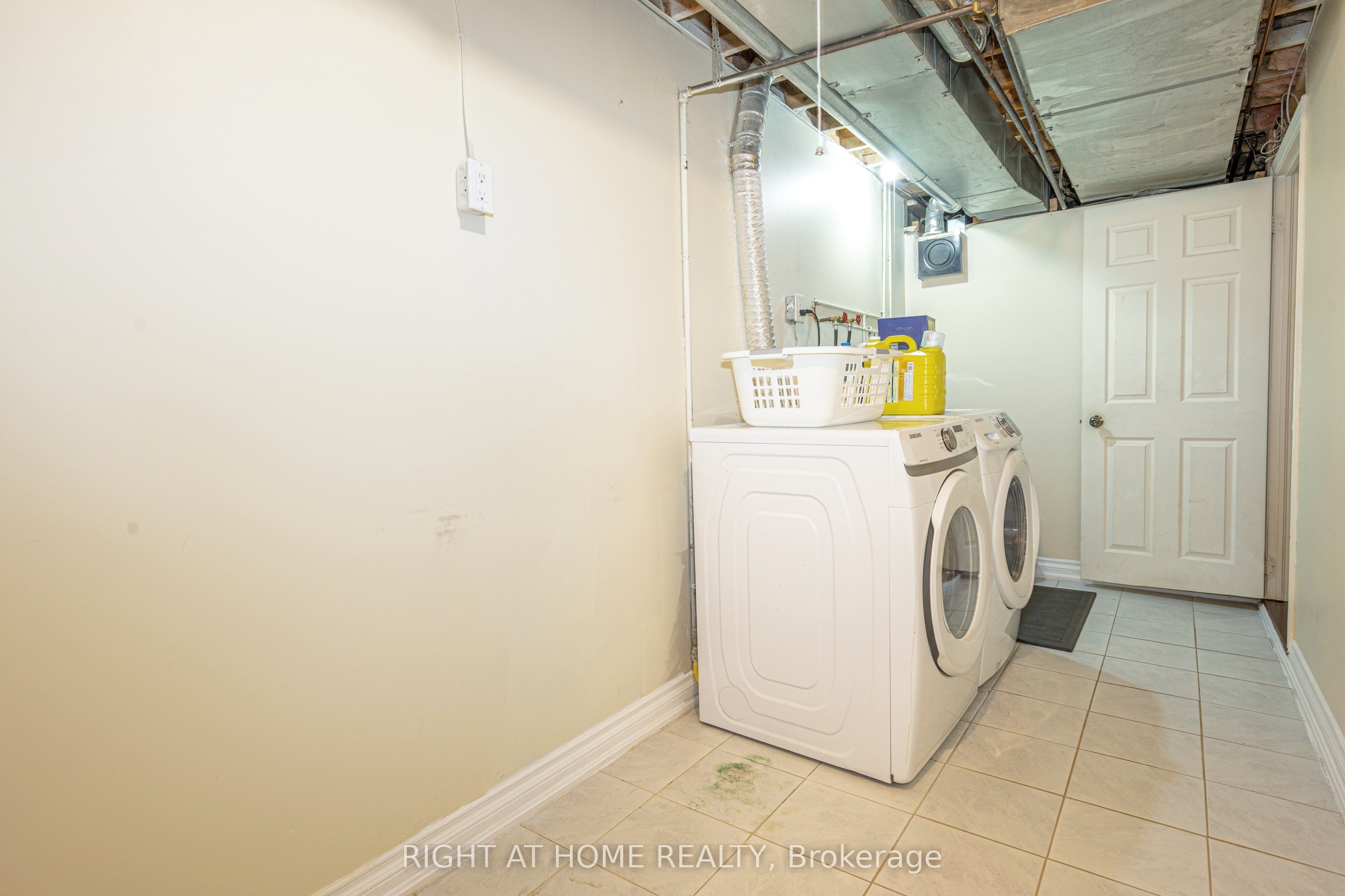 47 Davos Road Property Photo 34