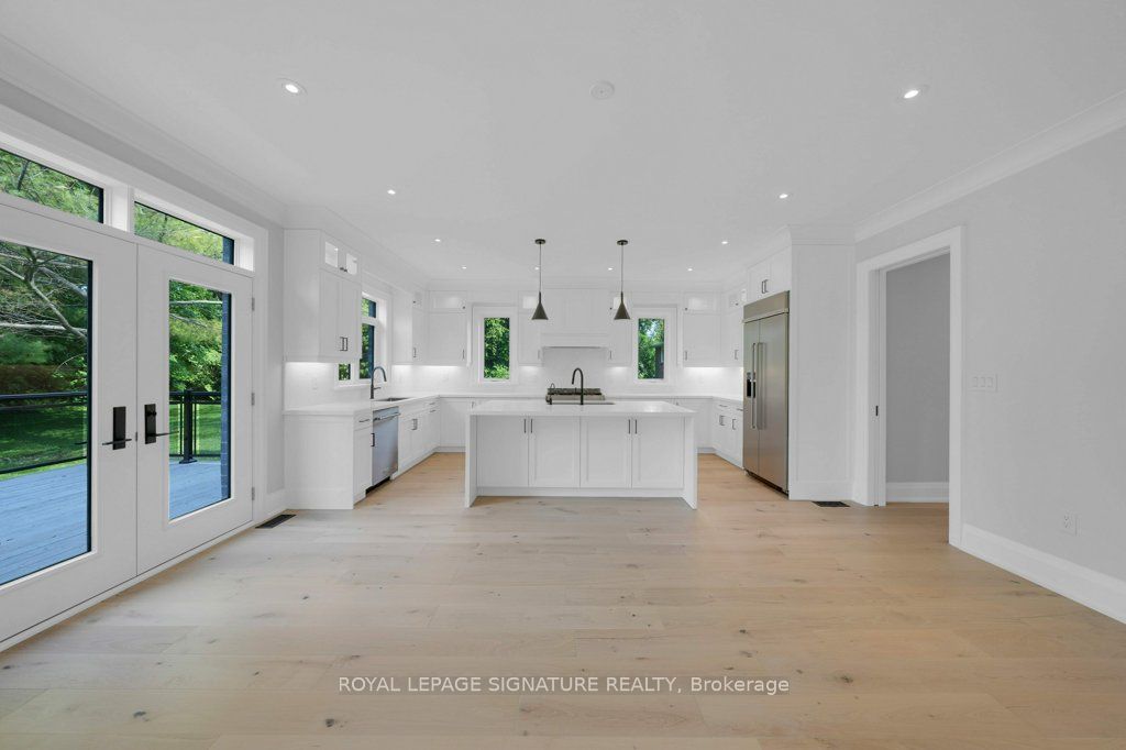 92 Howard Road Property Photo 8