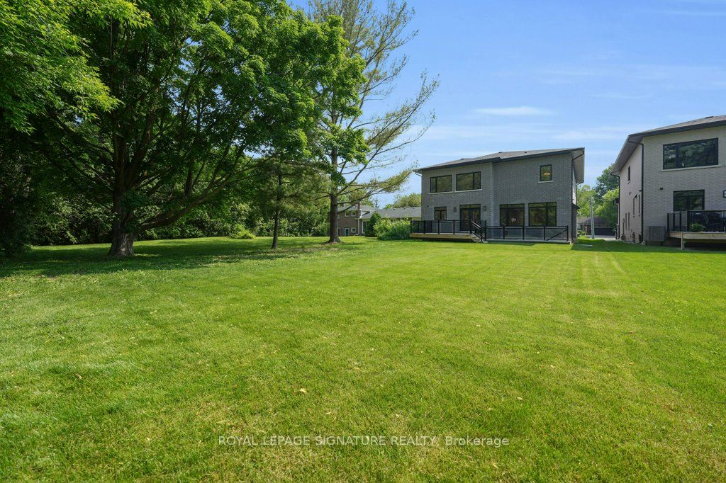 92 Howard Road Property Photo 41