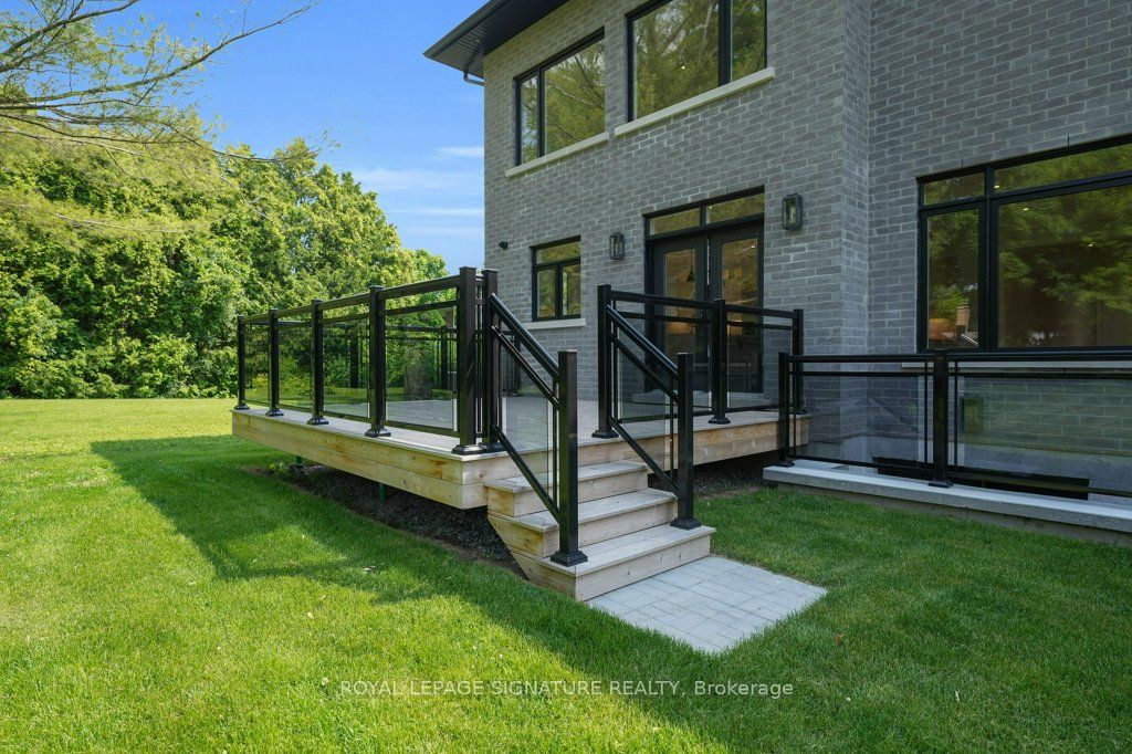 92 Howard Road Property Photo 43