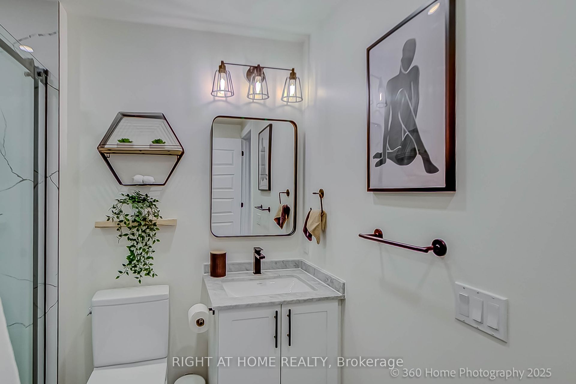 8169 Kipling Avenue 31 Property Photo 17