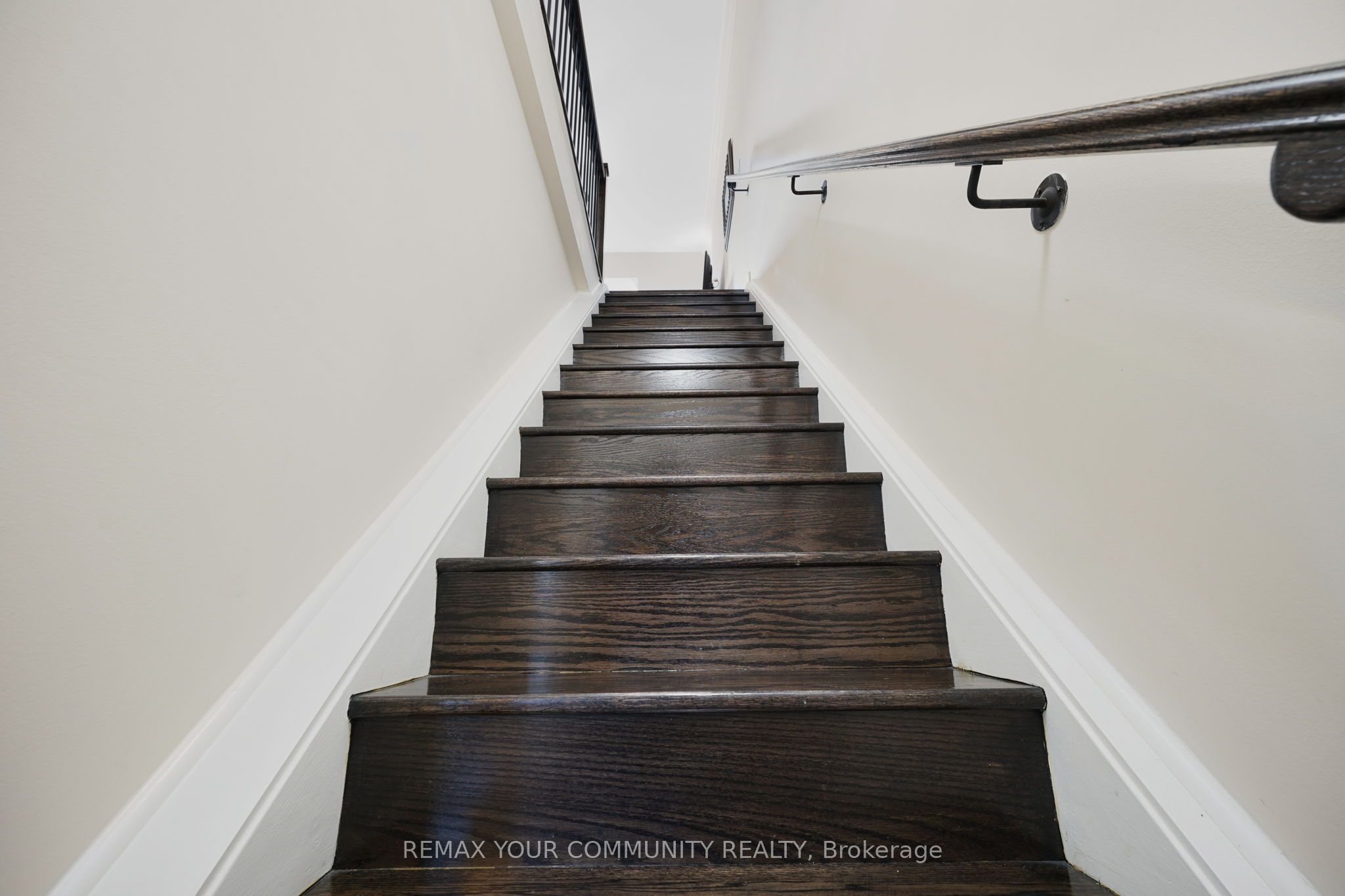16 Agar Lane Property Photo 24