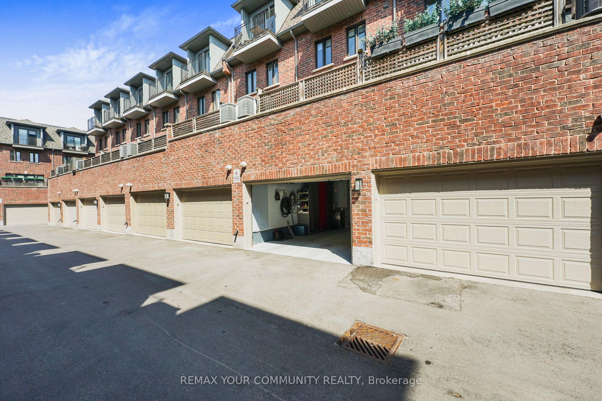 16 Agar Lane Property Photo 40