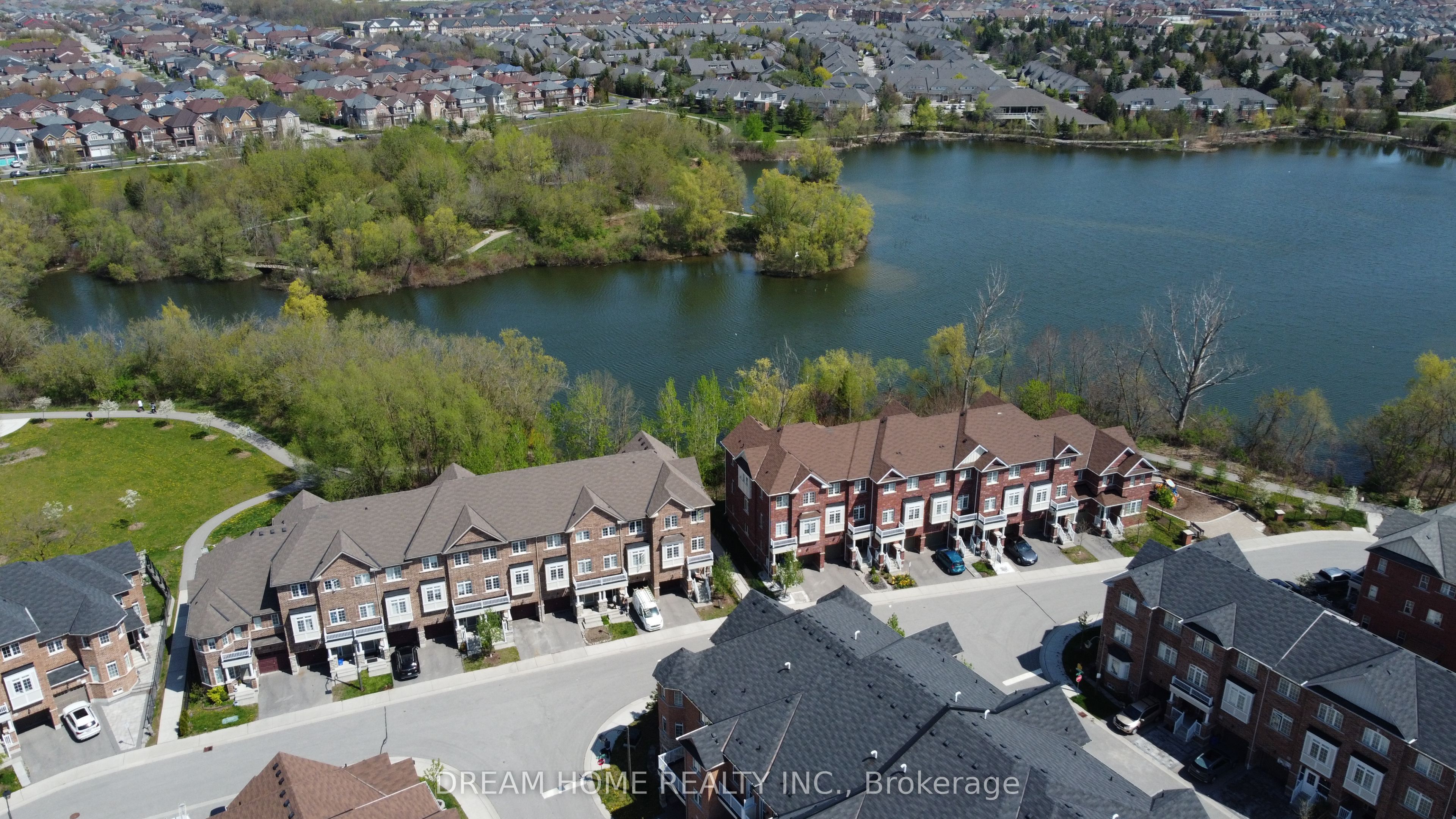 46 Roy Grove Way Property Photo 1
