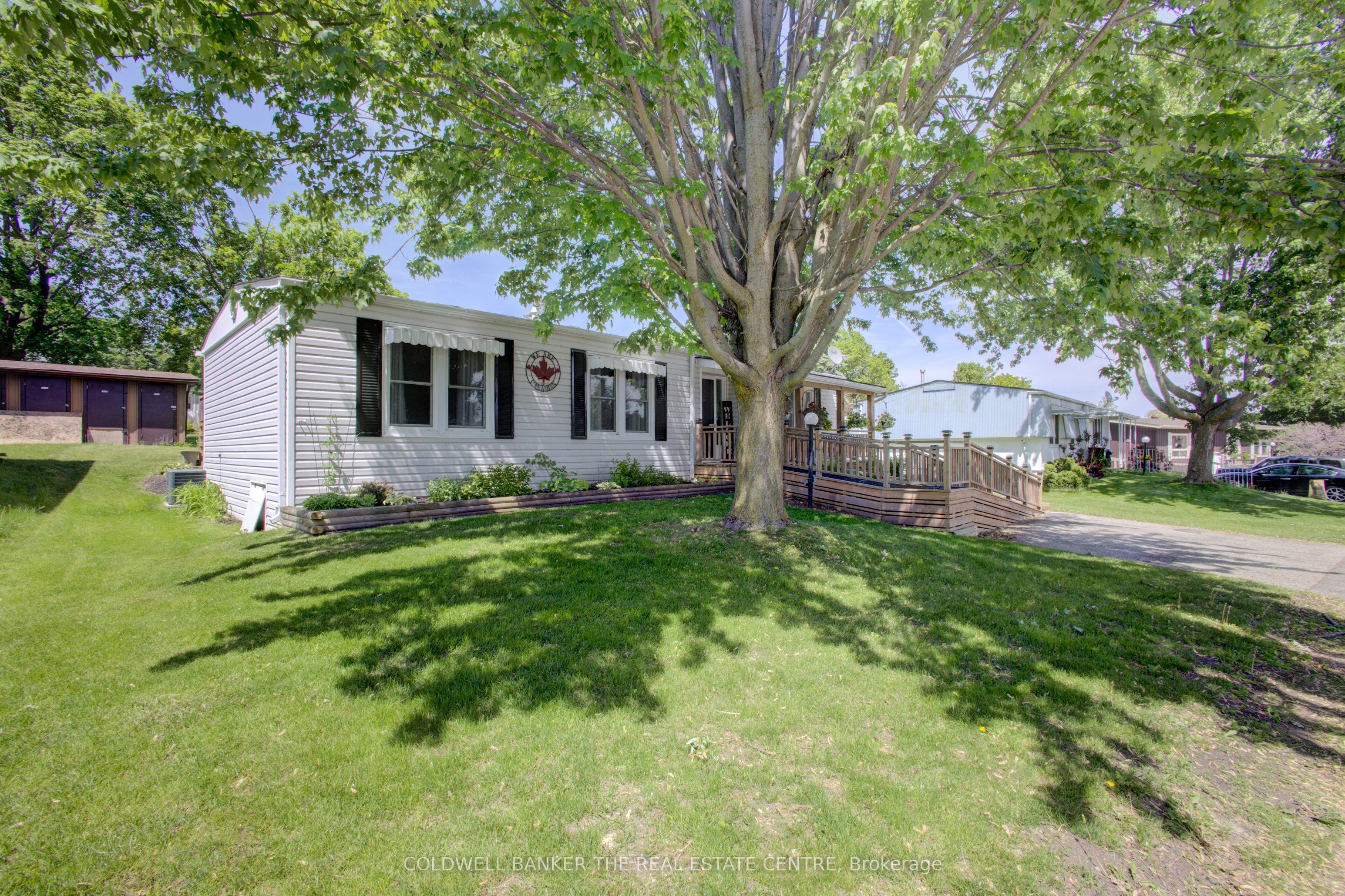 36 Linden Lane Property Photo 3