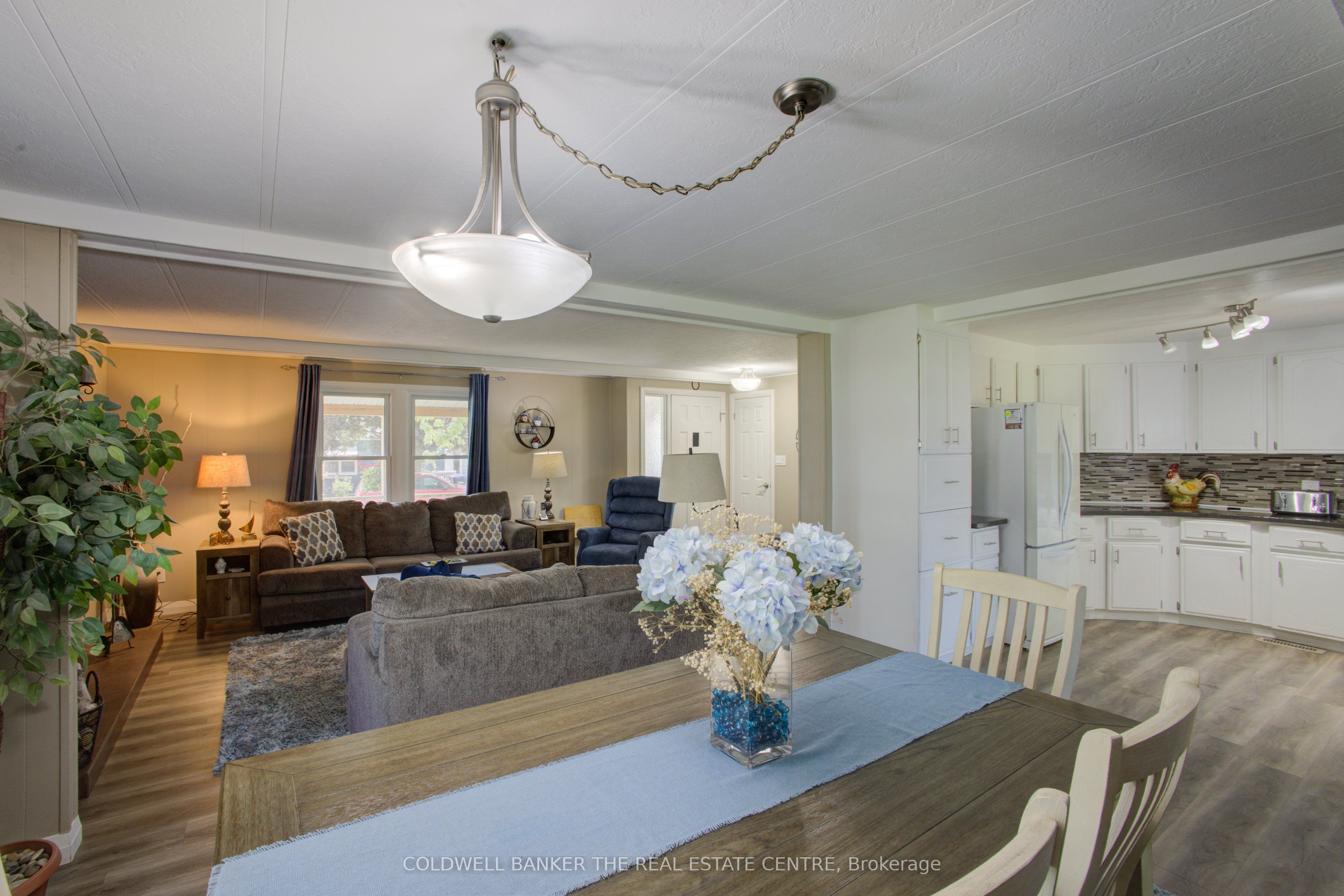 36 Linden Lane Property Photo 14