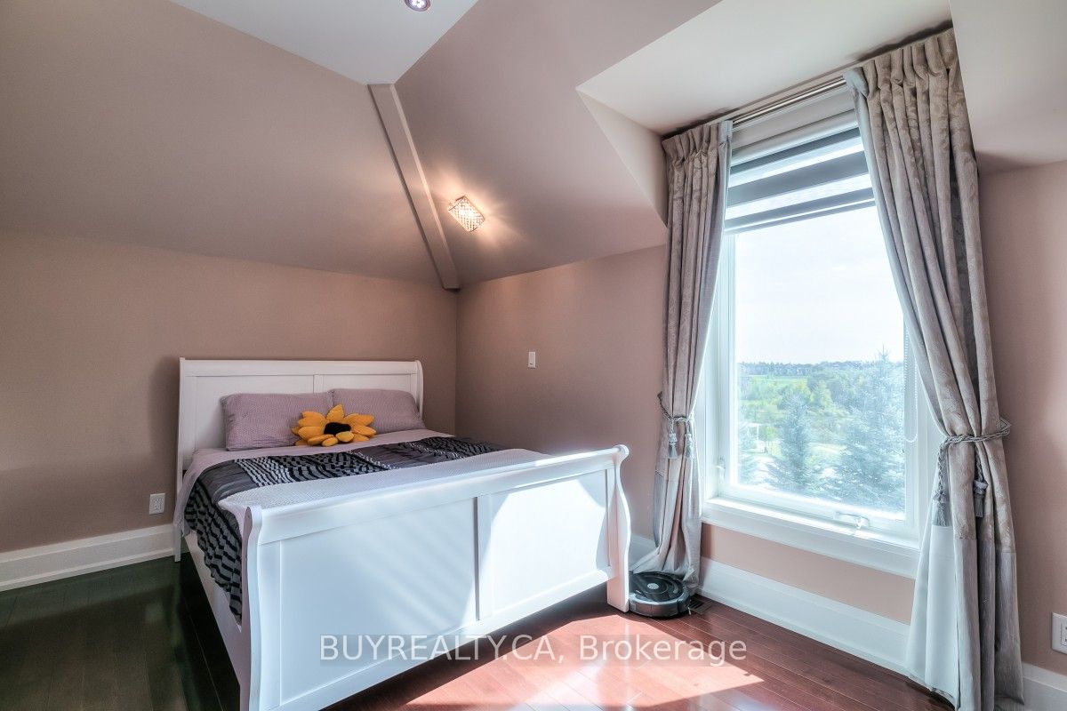 2530 King Road Property Photo 20