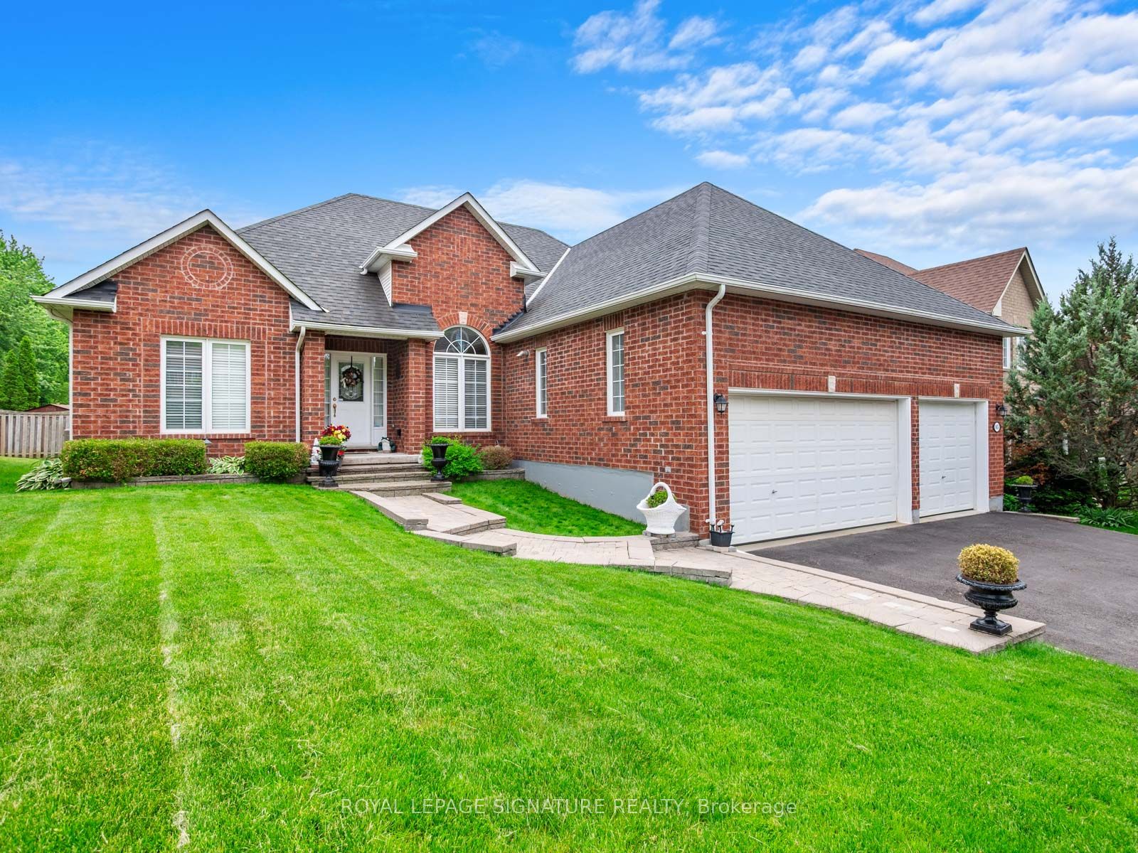 85 Ferncroft Drive