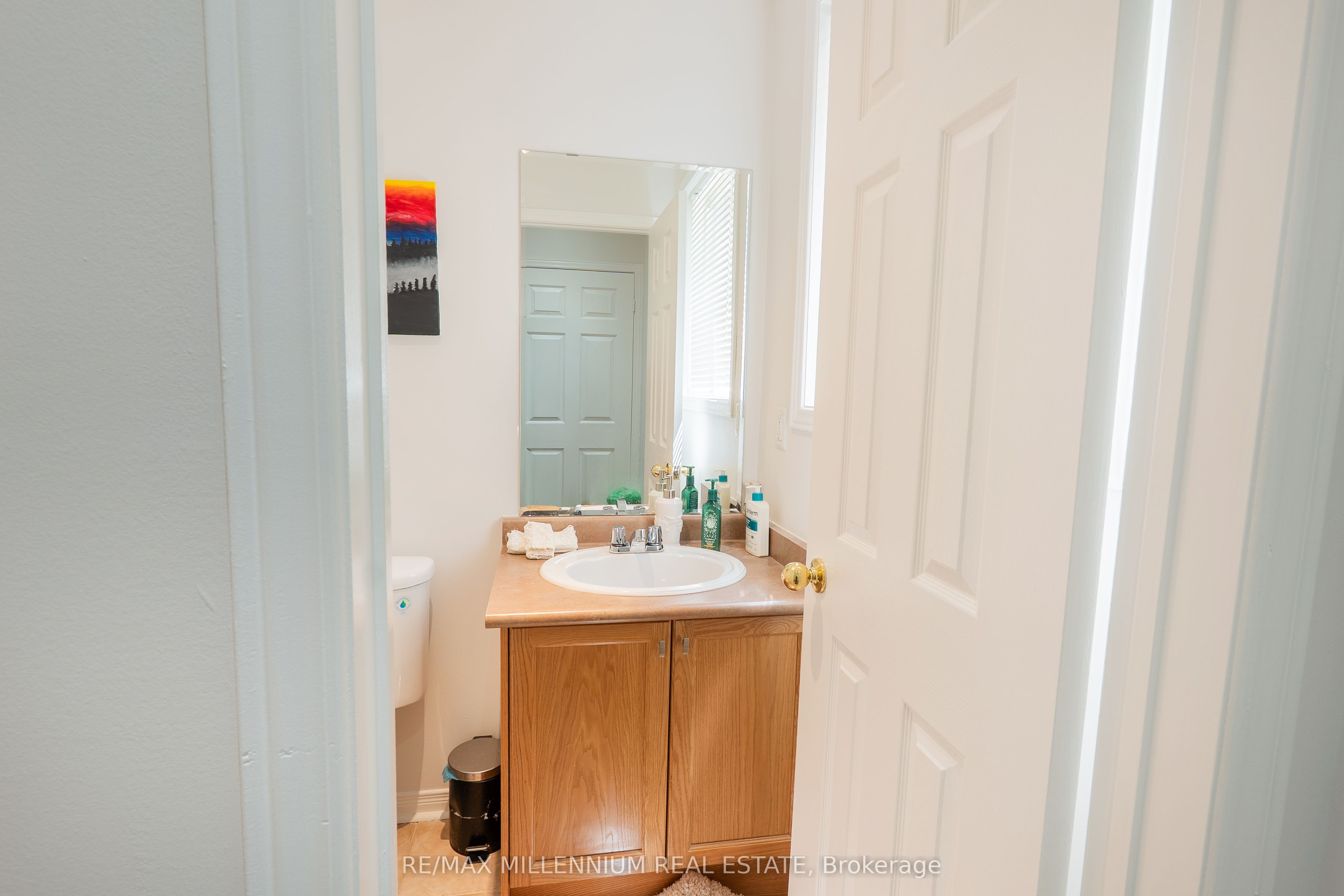 90 Ronan Crescent Property Photo 25