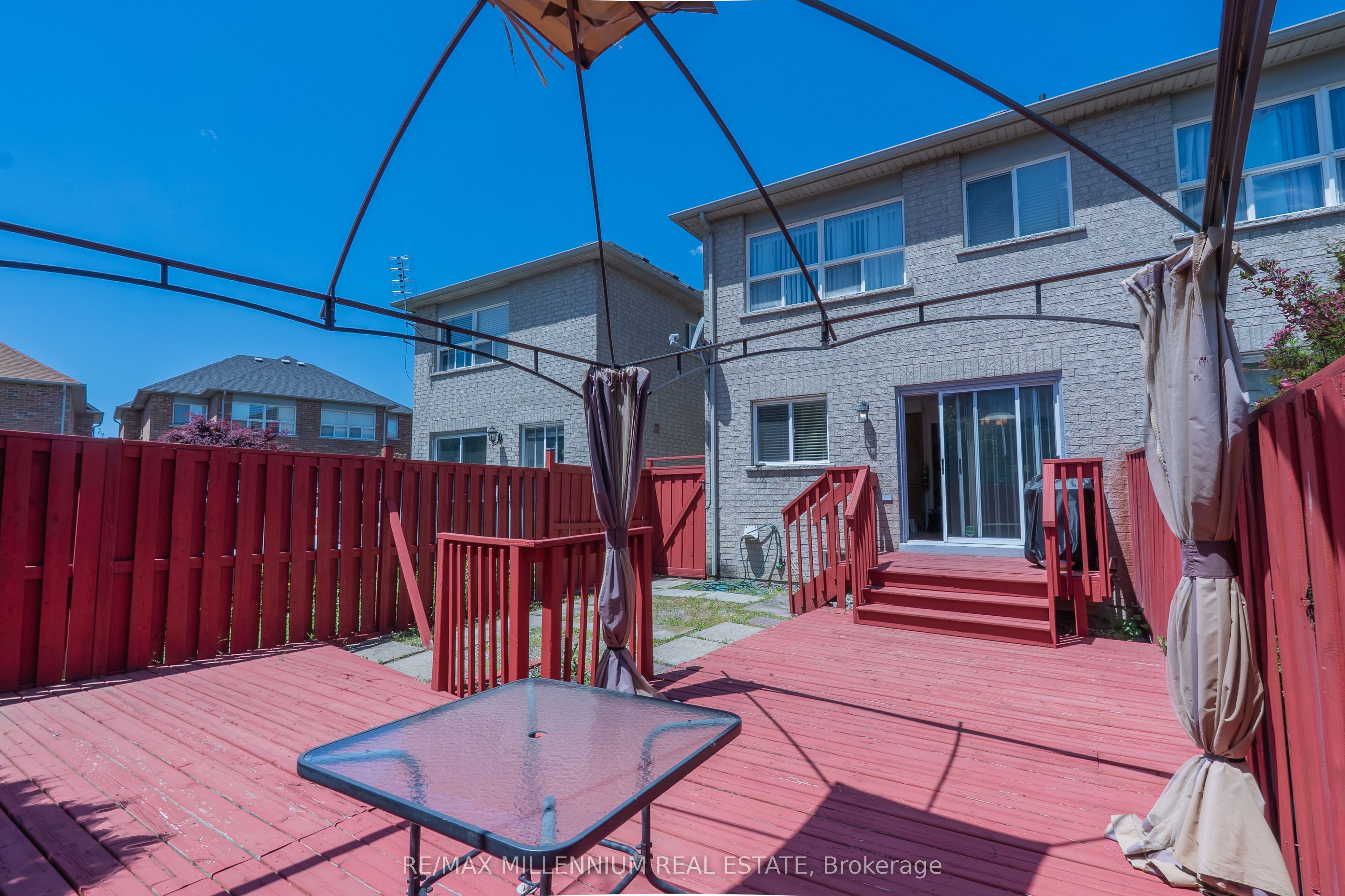 90 Ronan Crescent Property Photo 30