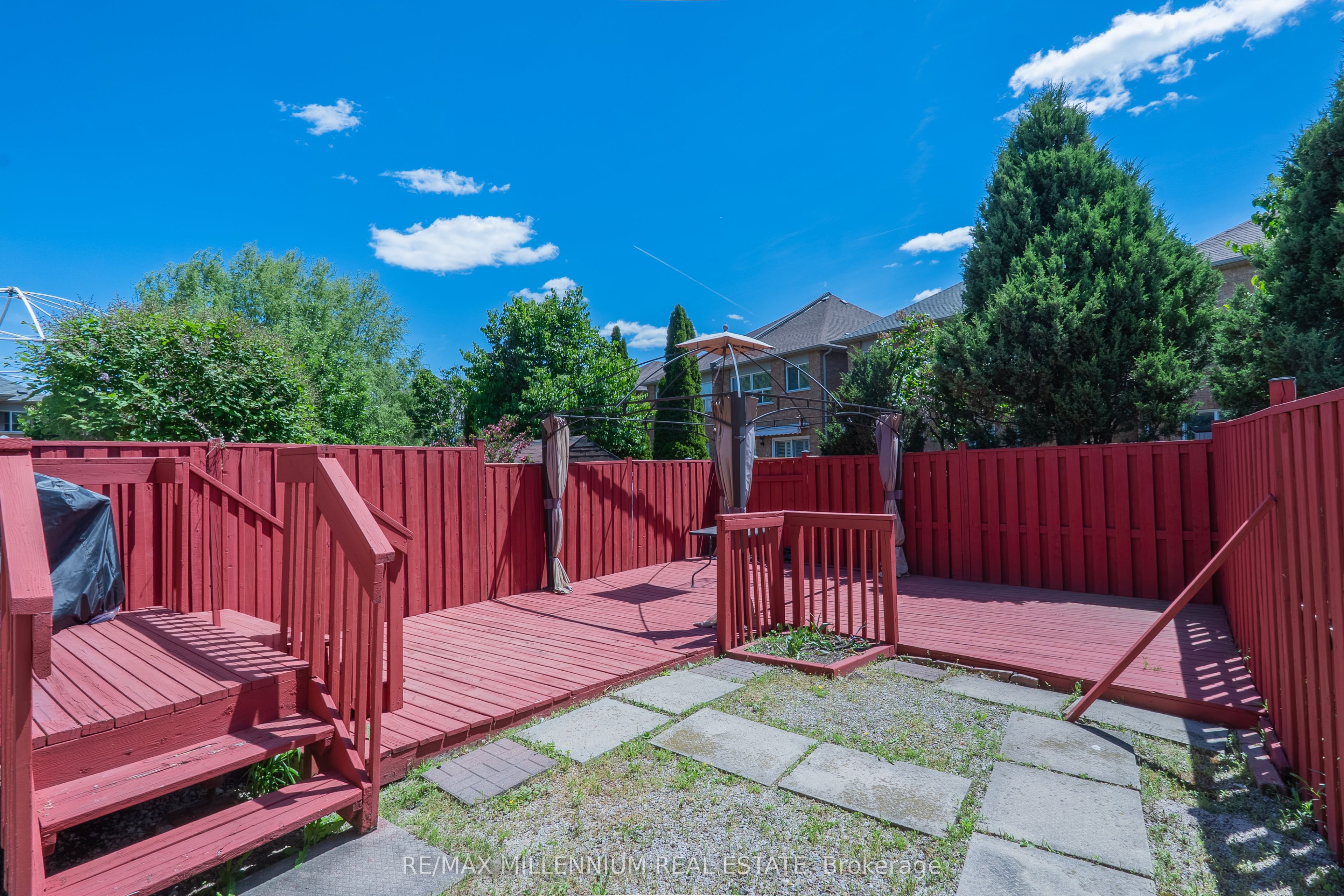 90 Ronan Crescent Property Photo 31