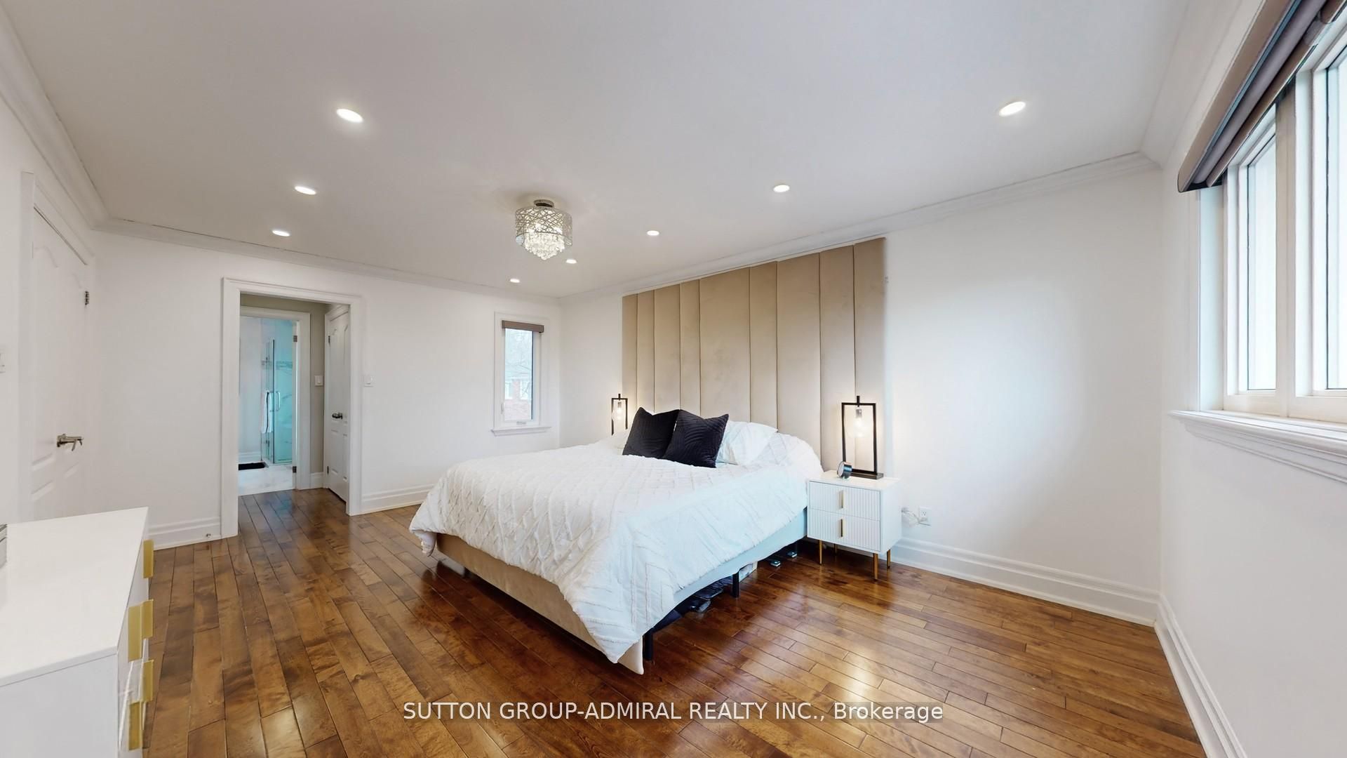 8 Colleen Street Property Photo 25
