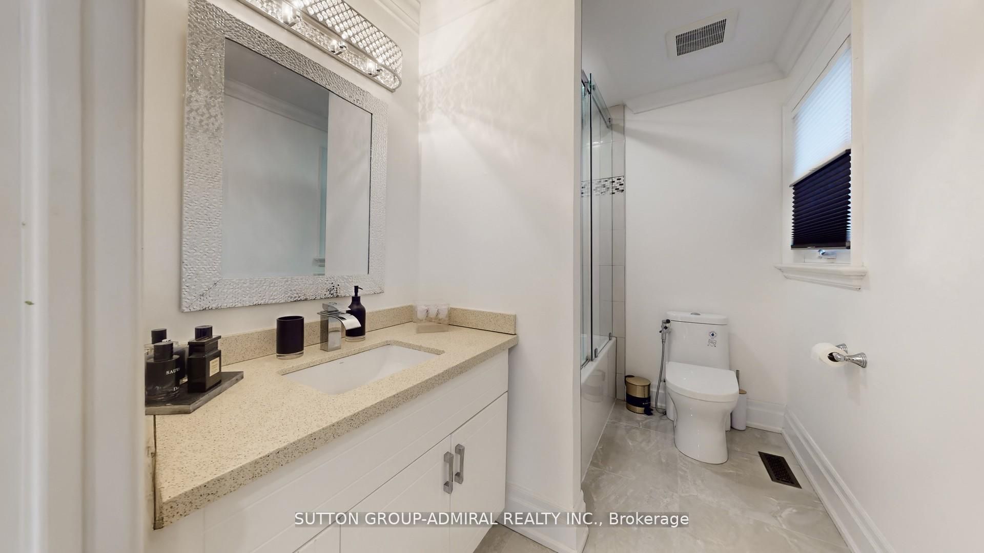 8 Colleen Street Property Photo 32