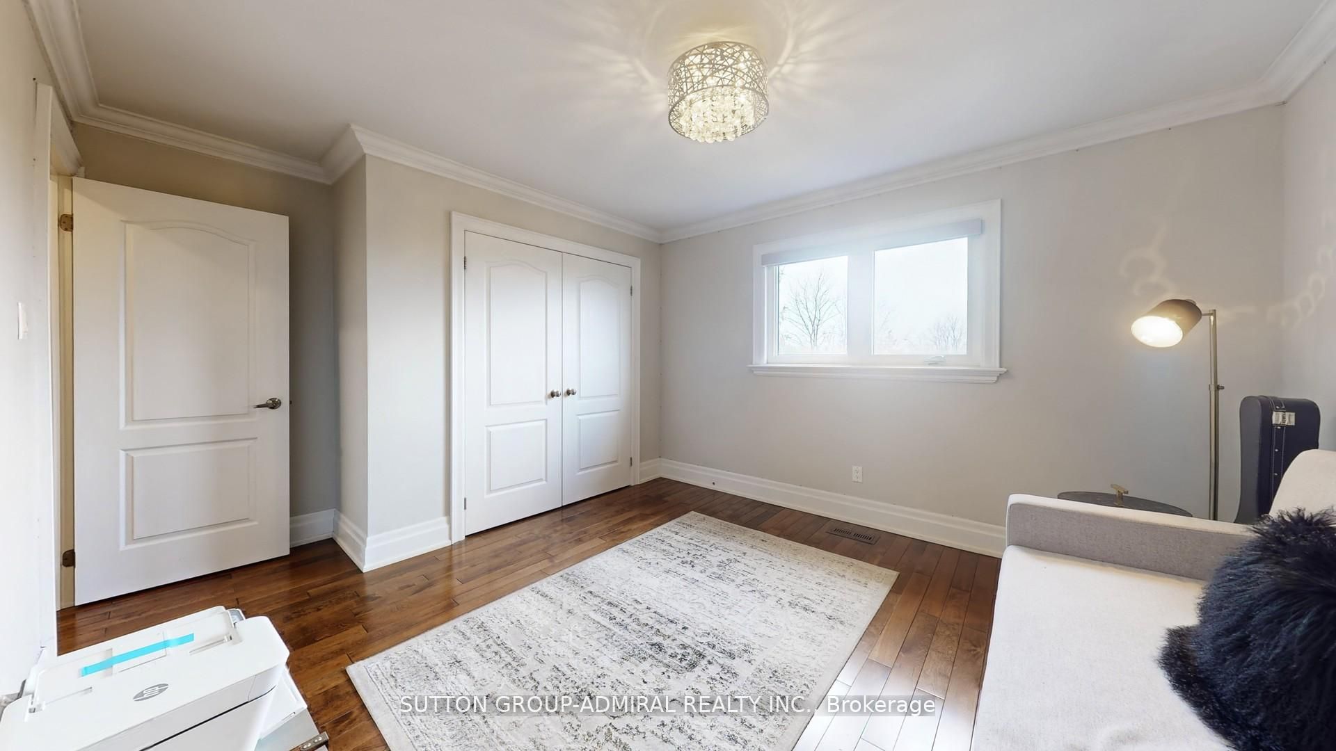 8 Colleen Street Property Photo 35