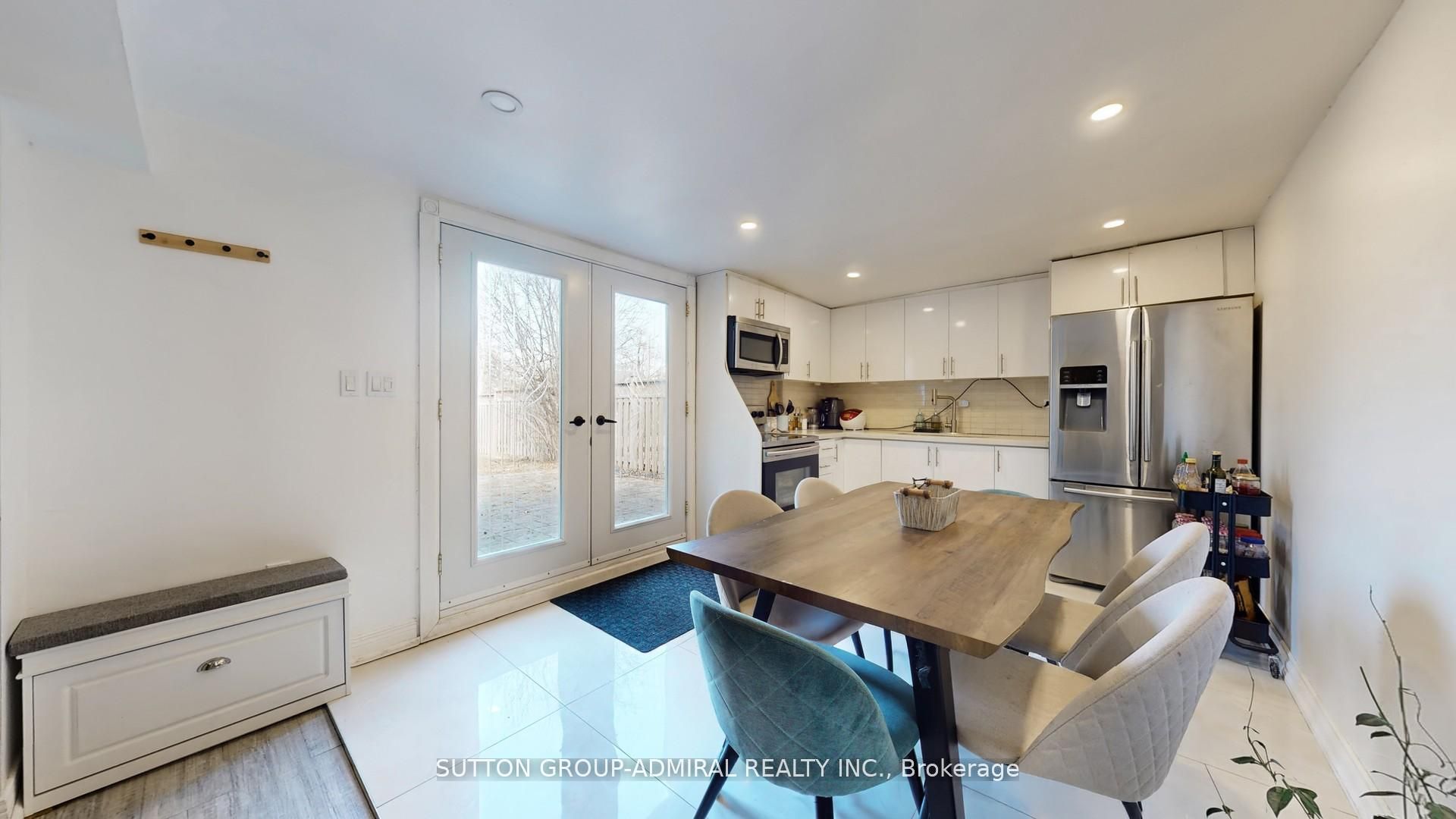 8 Colleen Street Property Photo 42
