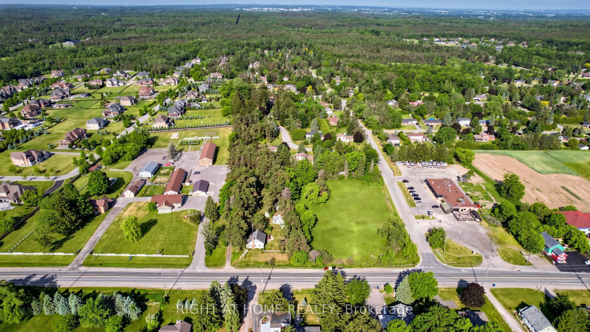 15040 Highway 48 Property Photo 3