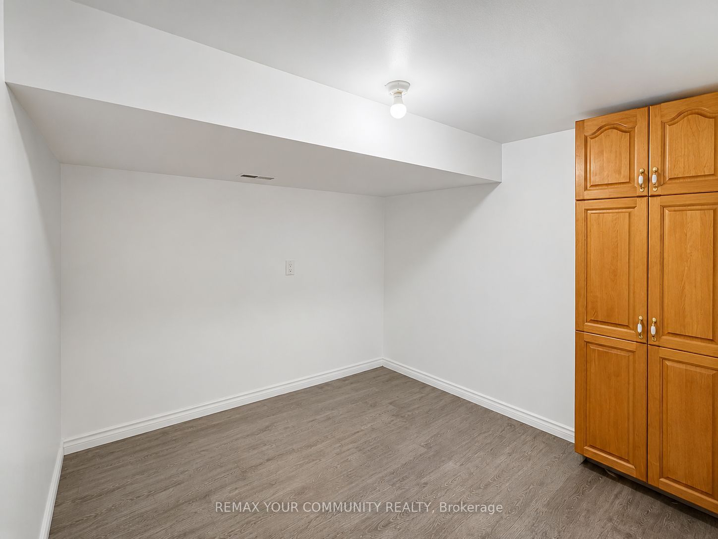 77 Beswick Drive Lower Unit Property Photo 9