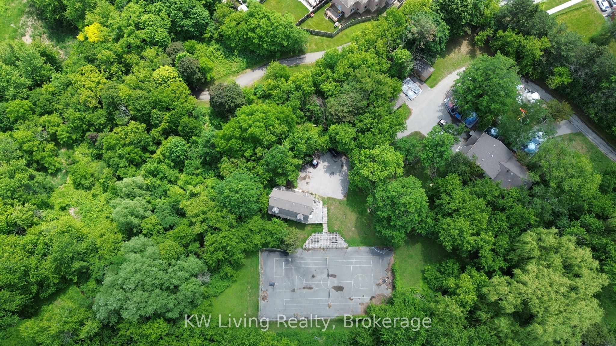 1 Campbell Court Property Photo 10