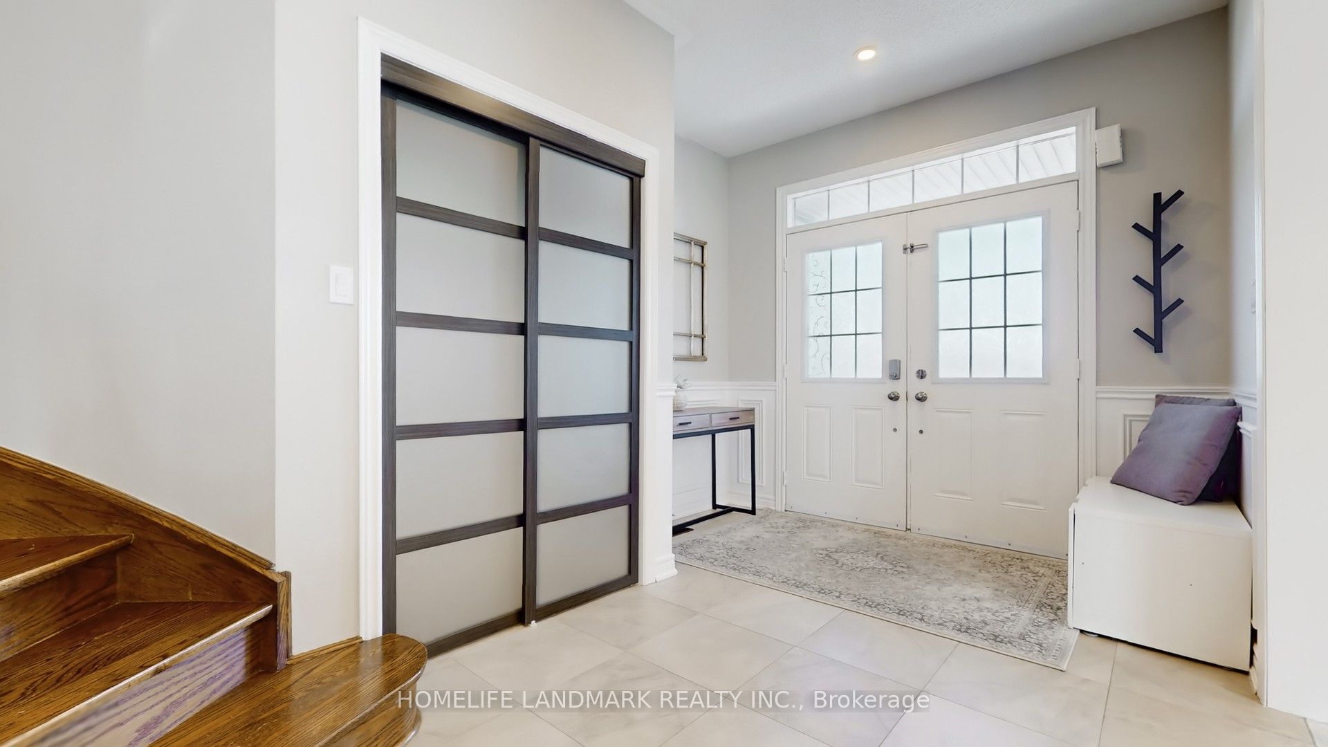 13 Woodway Lane Property Photo 6