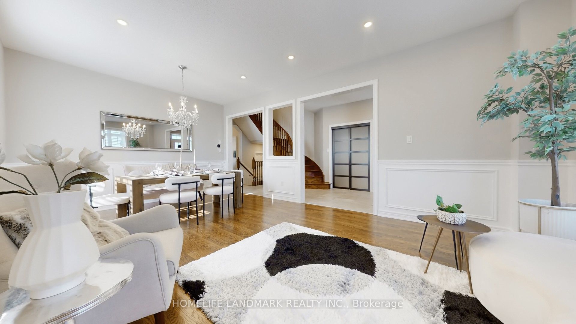 13 Woodway Lane Property Photo 9