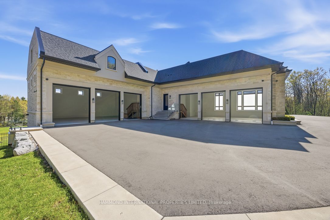 46 Steeplechase Avenue Property Photo 8