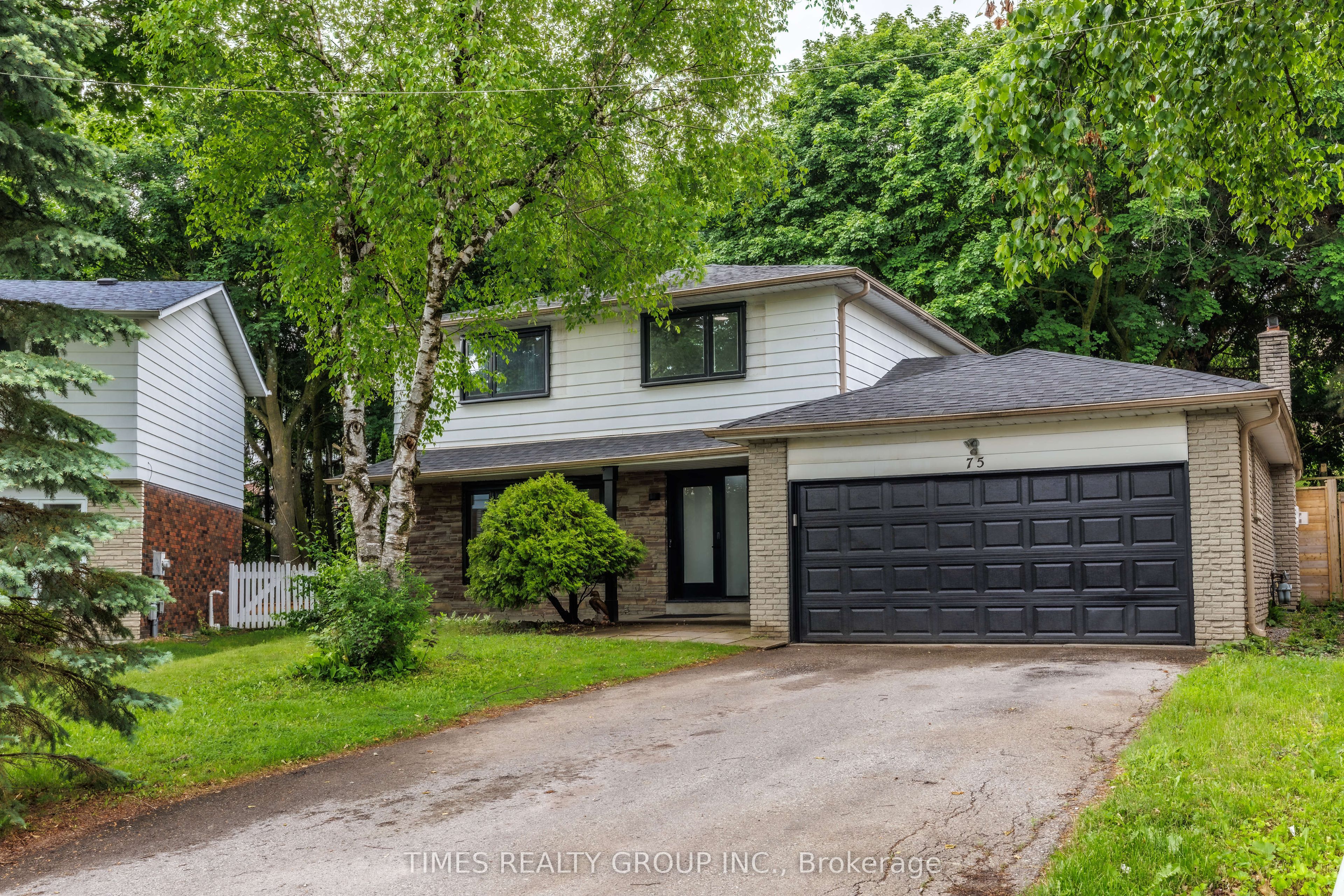 75 Beswick Drive Property Photo 1