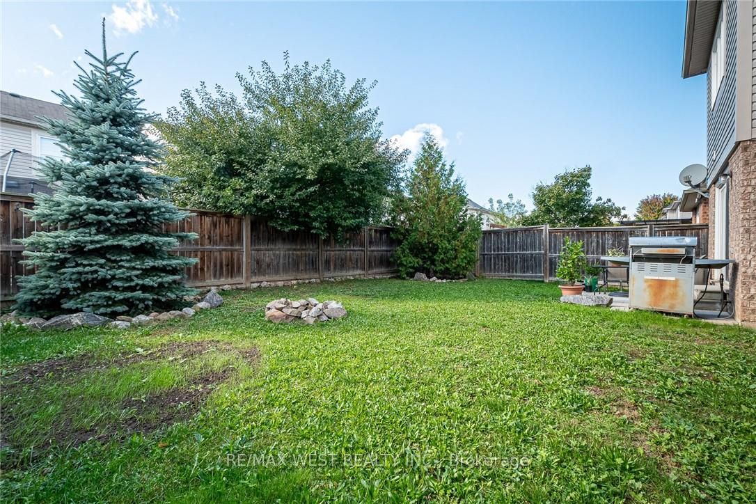 69 Kidd Crescent Property Photo 9