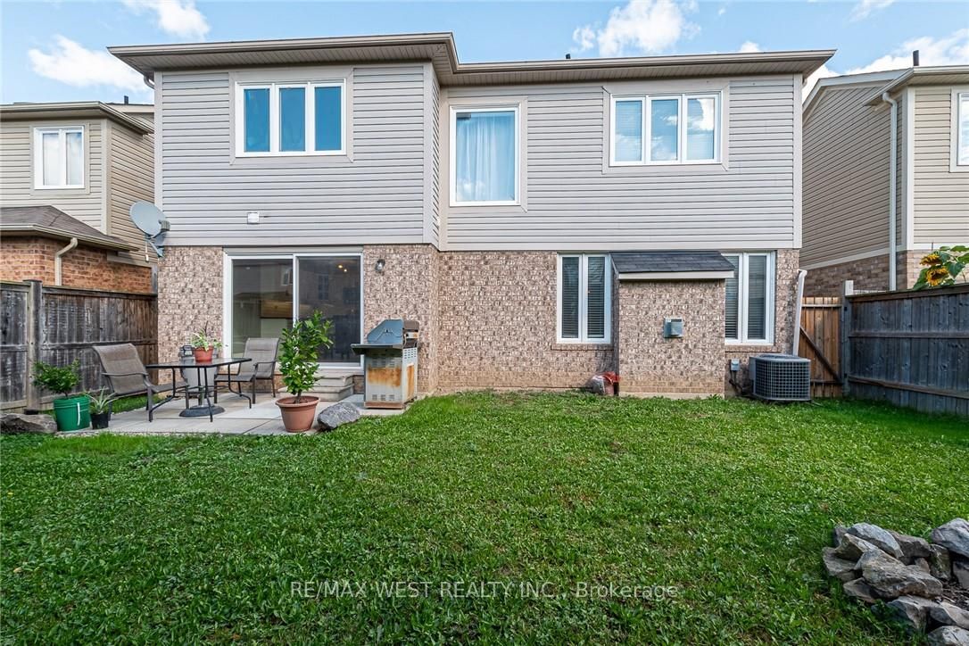 69 Kidd Crescent Property Photo 10