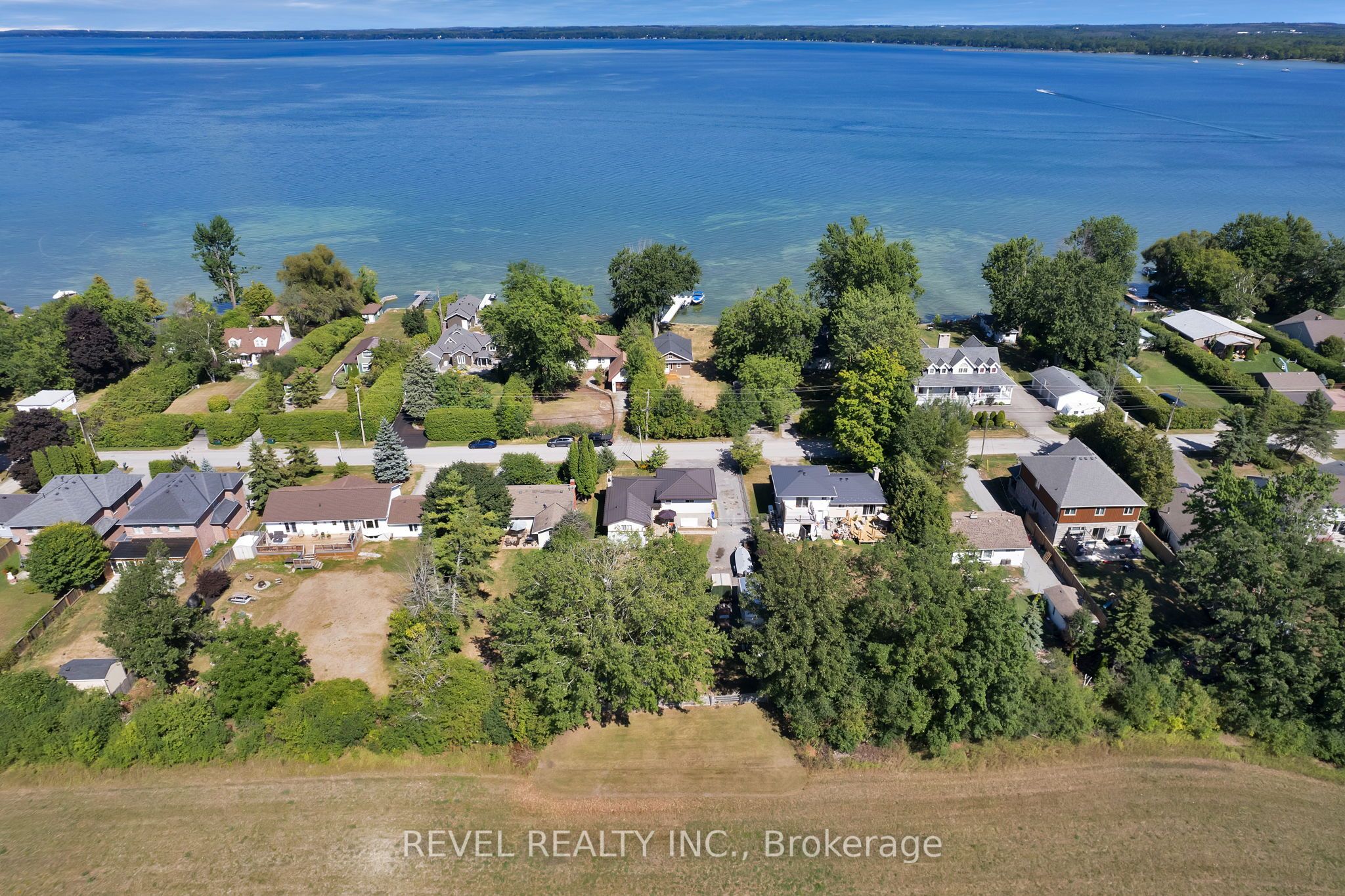 520 Duclos Point Road Property Photo 2