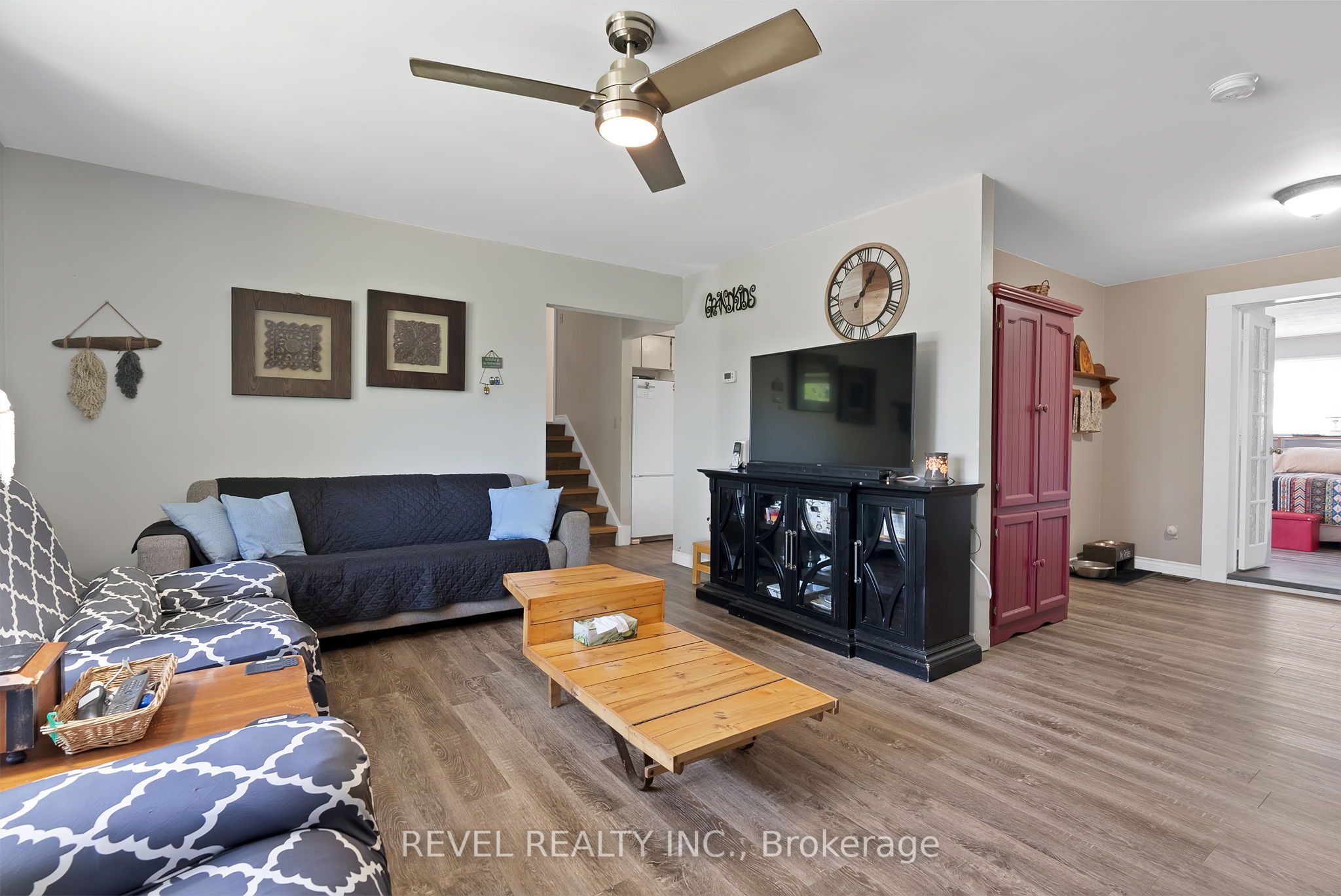 520 Duclos Point Road Property Photo 7
