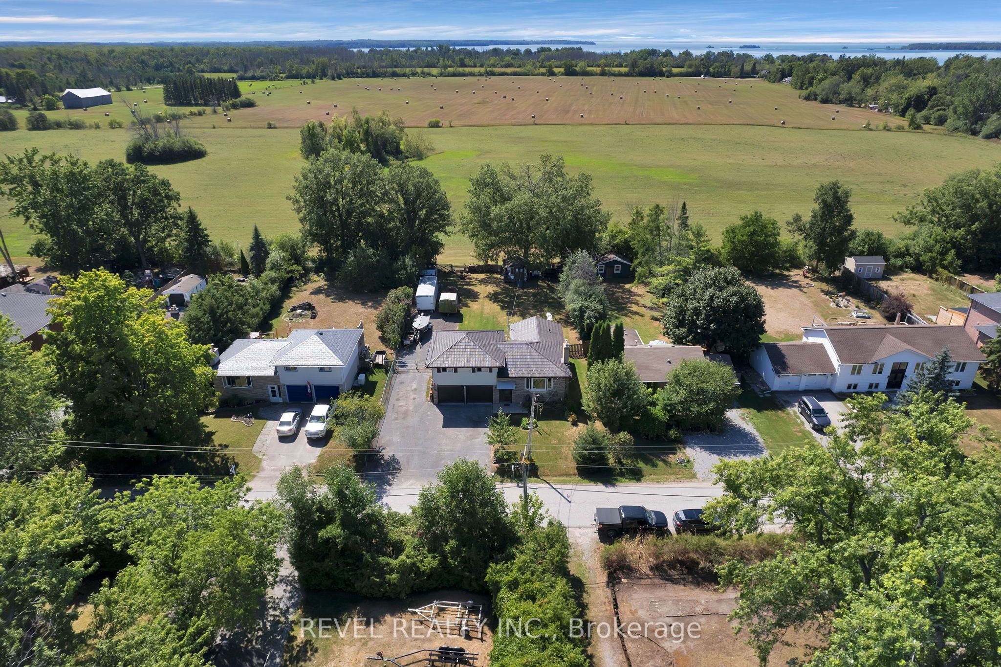 520 Duclos Point Road Property Photo 29